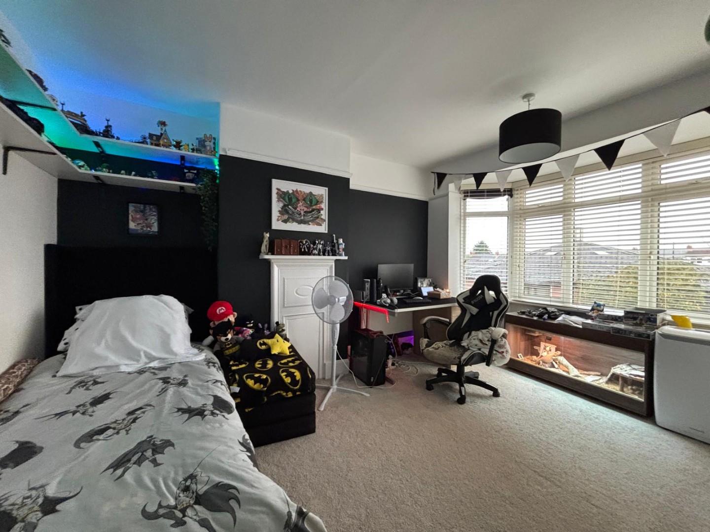 Beech Avenue, Abington