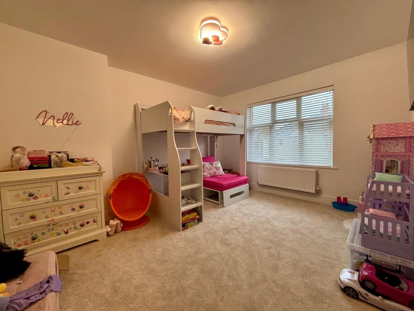 Lime Avenue, Abington