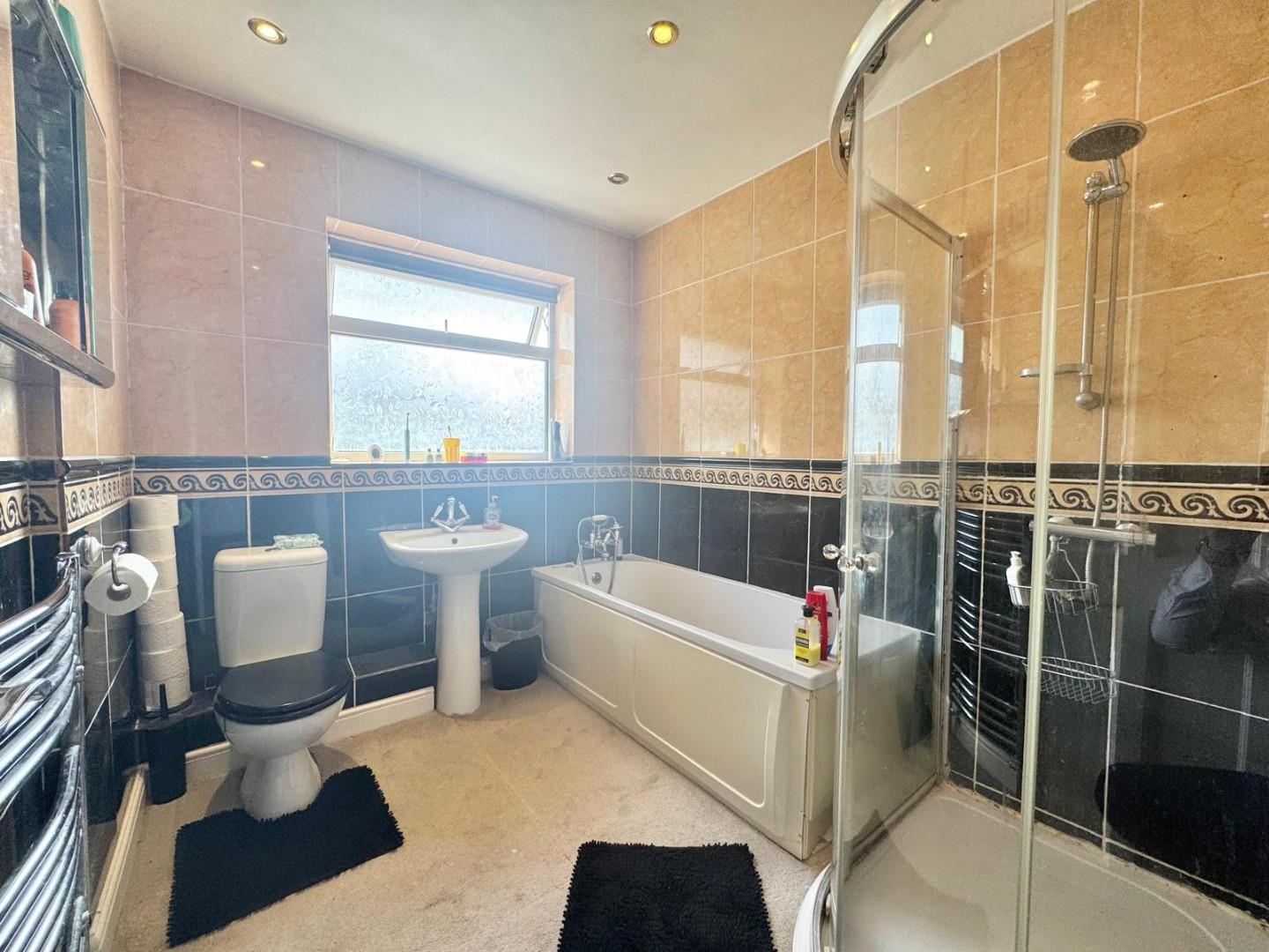 Oaklands Drive, Westone