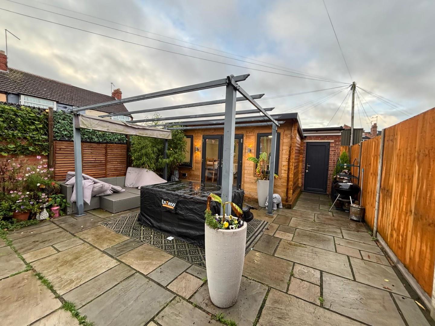 Beech Avenue, Abington