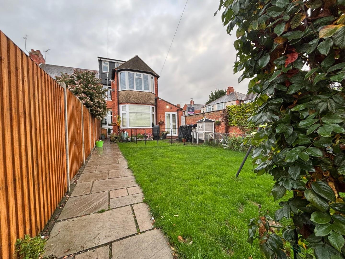 Beech Avenue, Abington