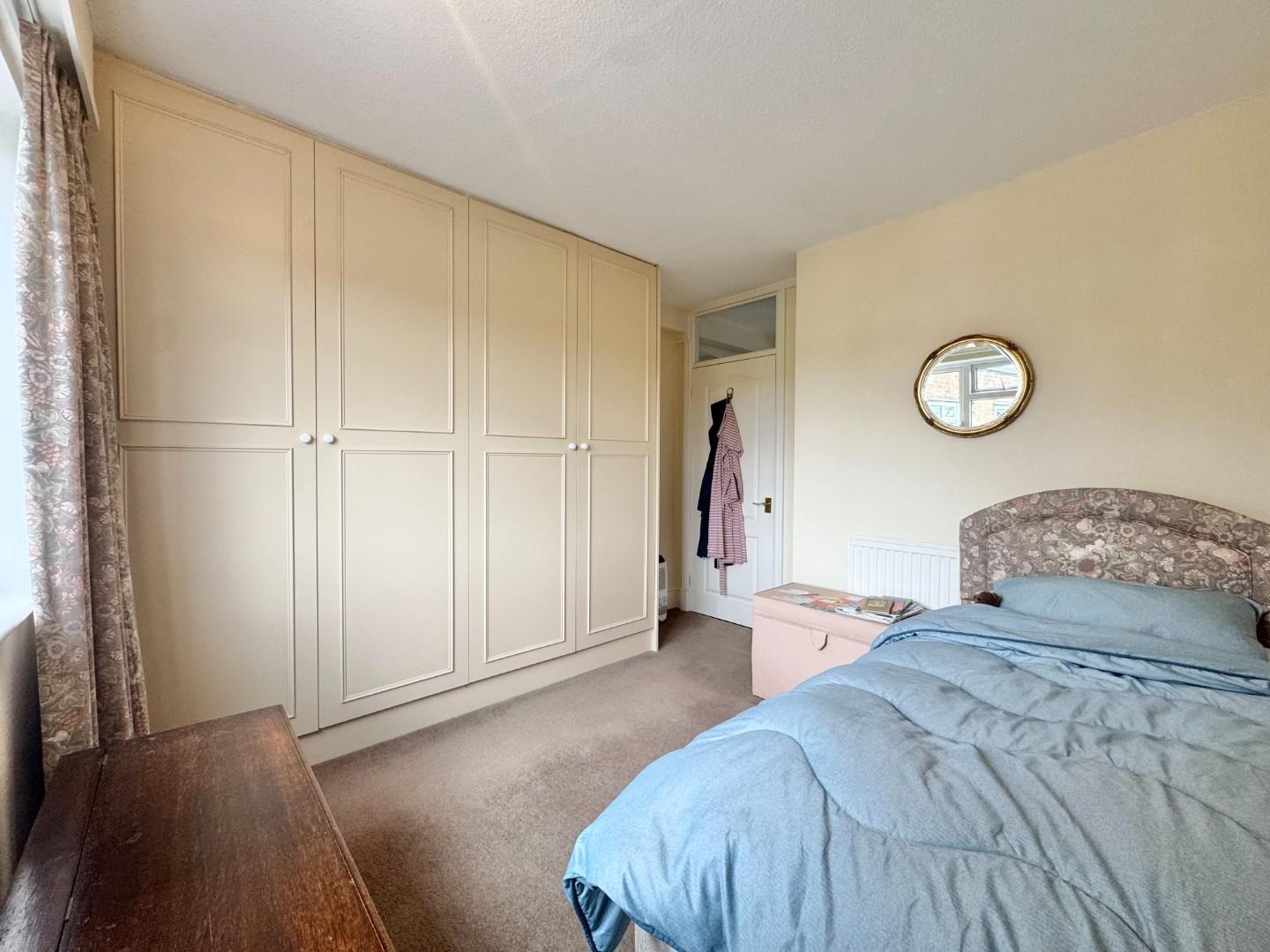 Wellingborough Road, Abington