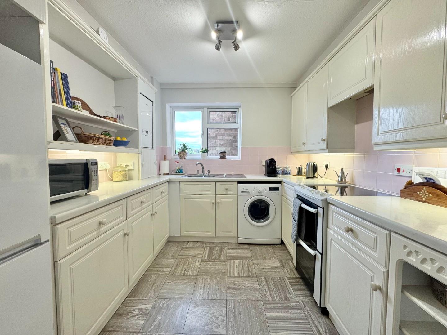 Wellingborough Road, Abington