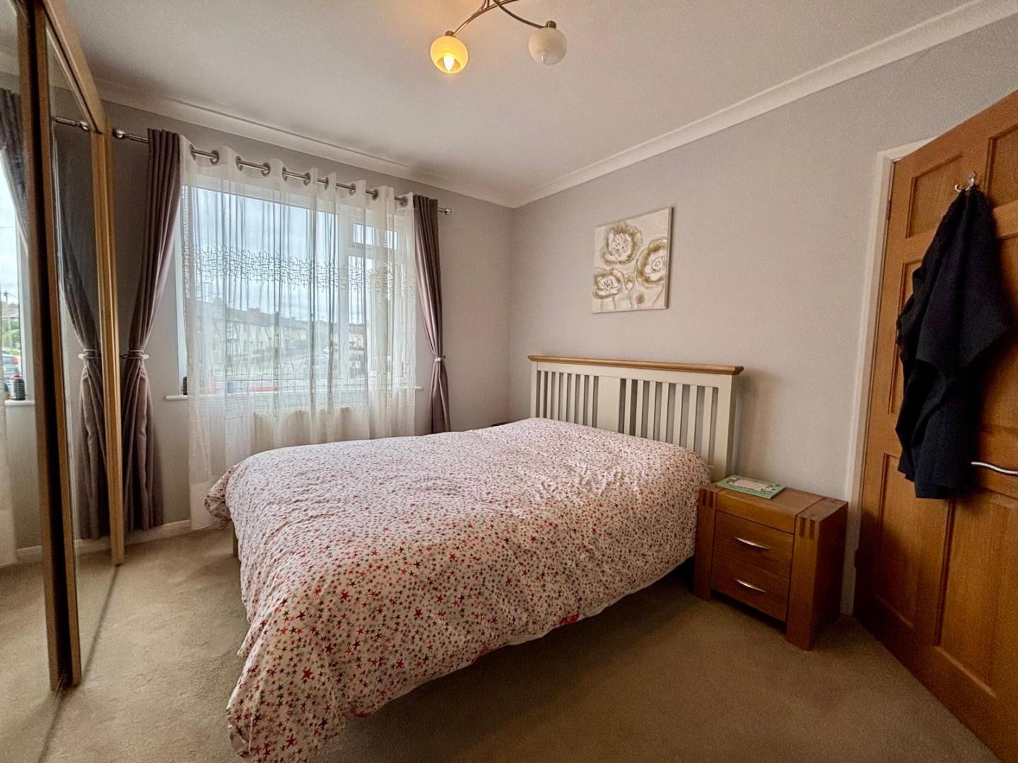 Lindsay Avenue, Abington