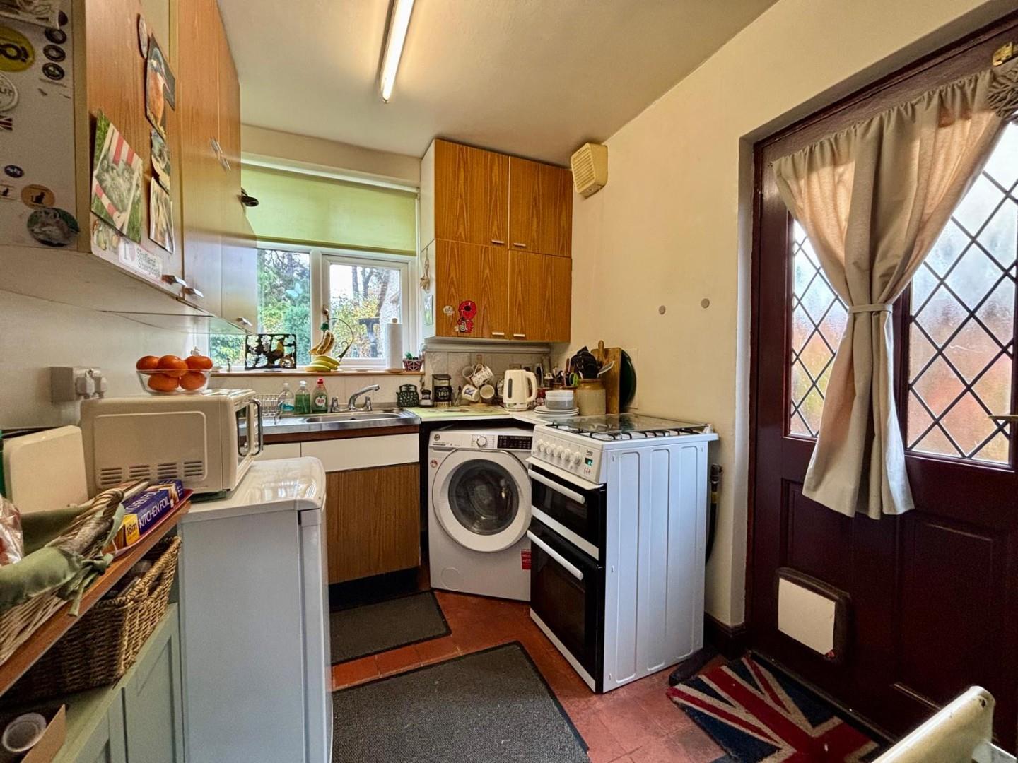 Bush Hill, The Headlands