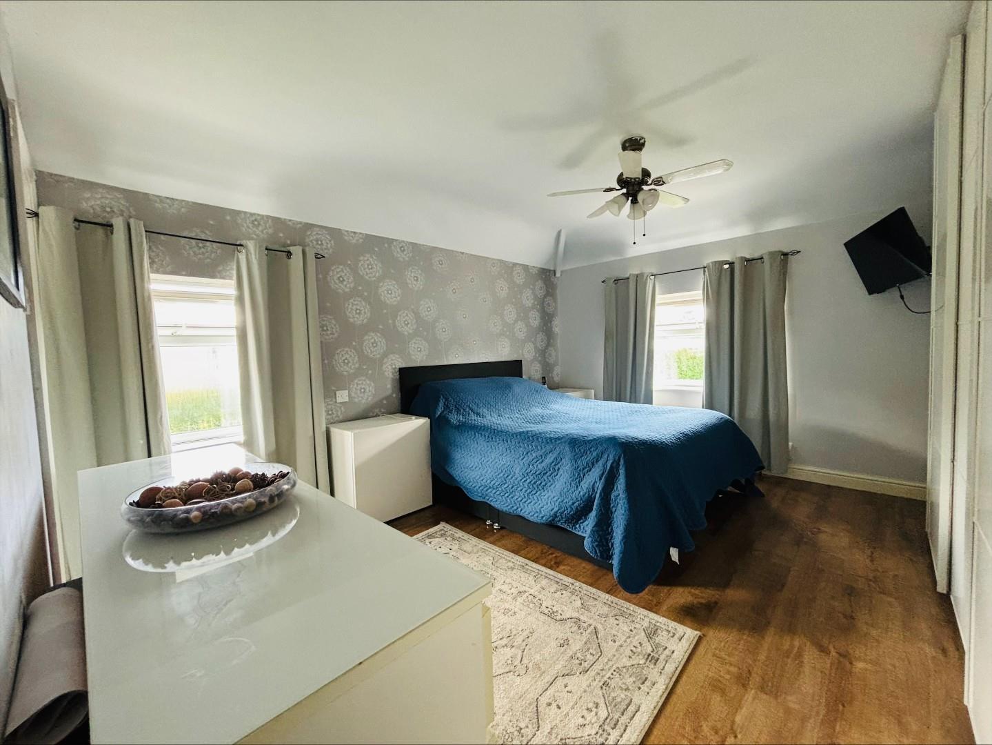 Birchfield Road East, Abington