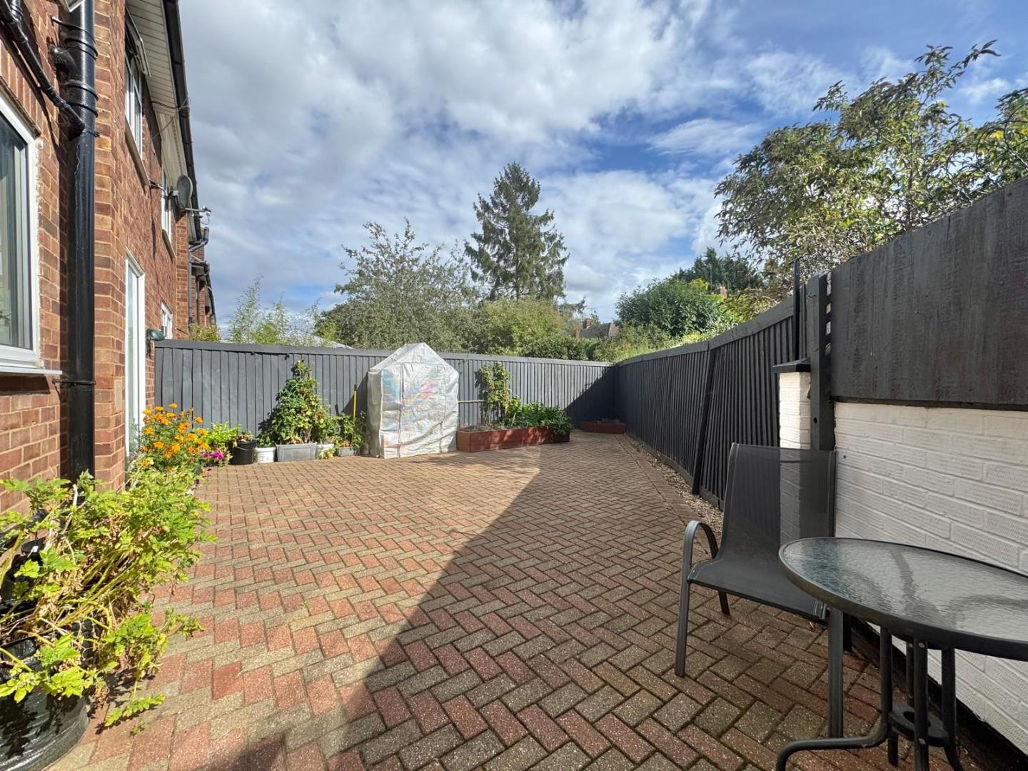 Oaklands Drive, Westone