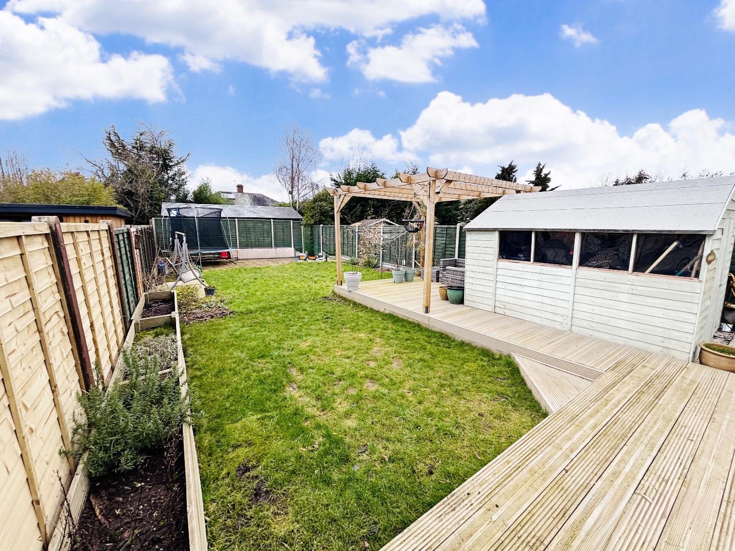 St. Albans Road, Spinney Hill