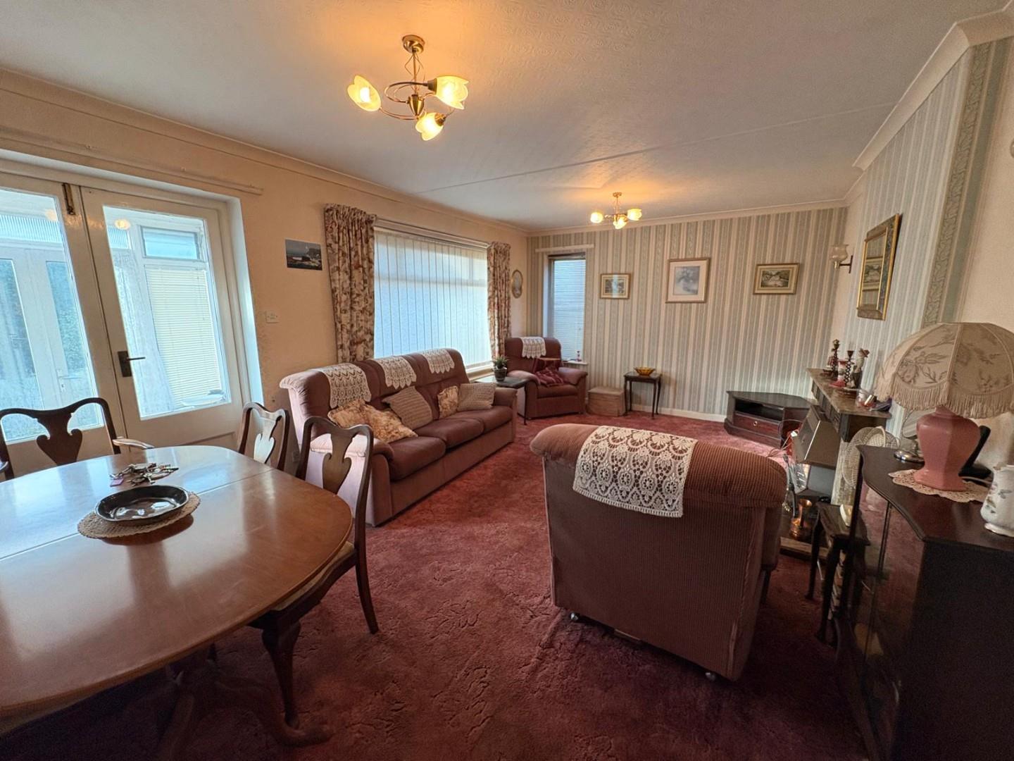 Laburnum Crescent, Spinney Hill