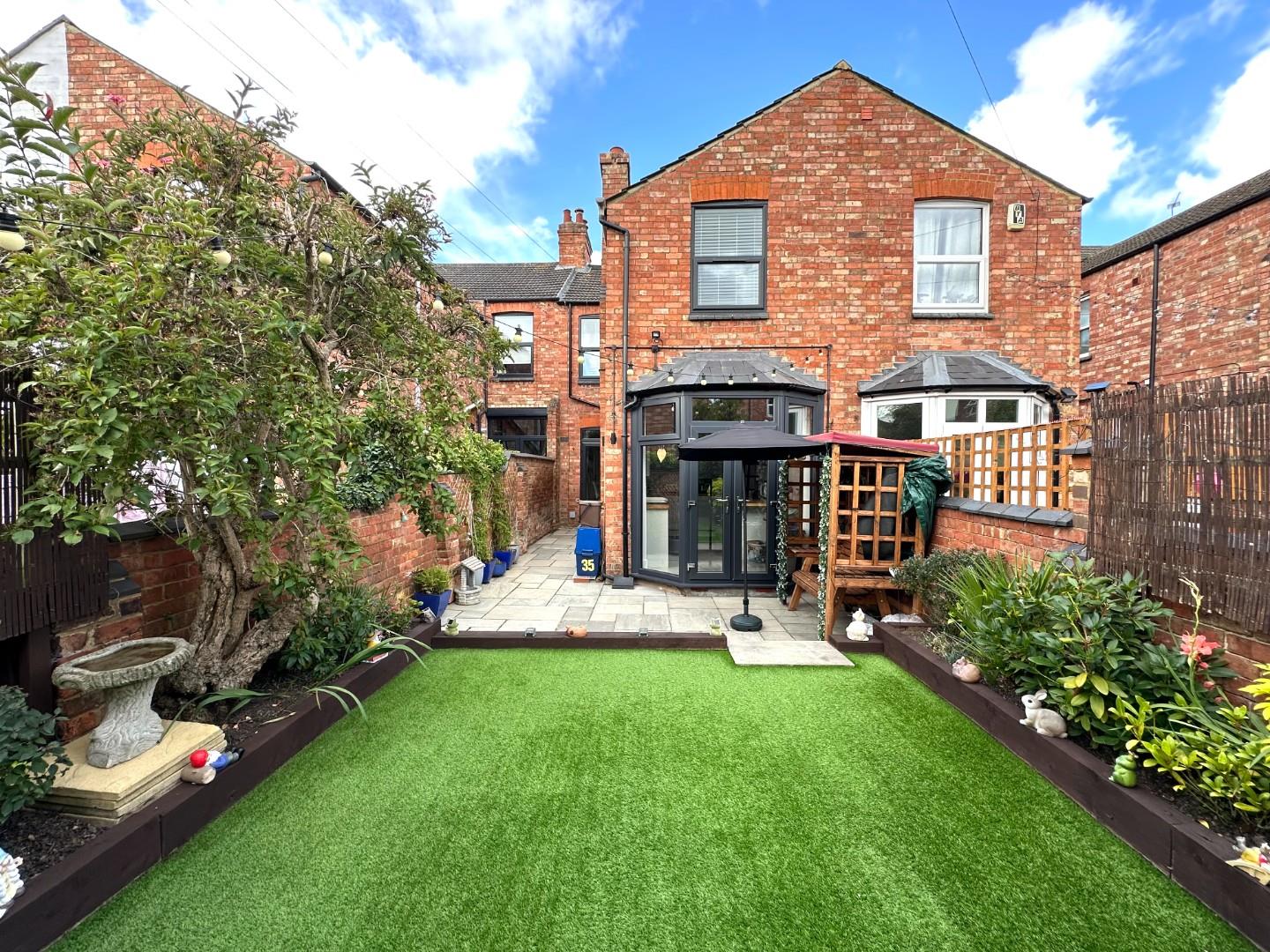 Sandringham Road, Abington