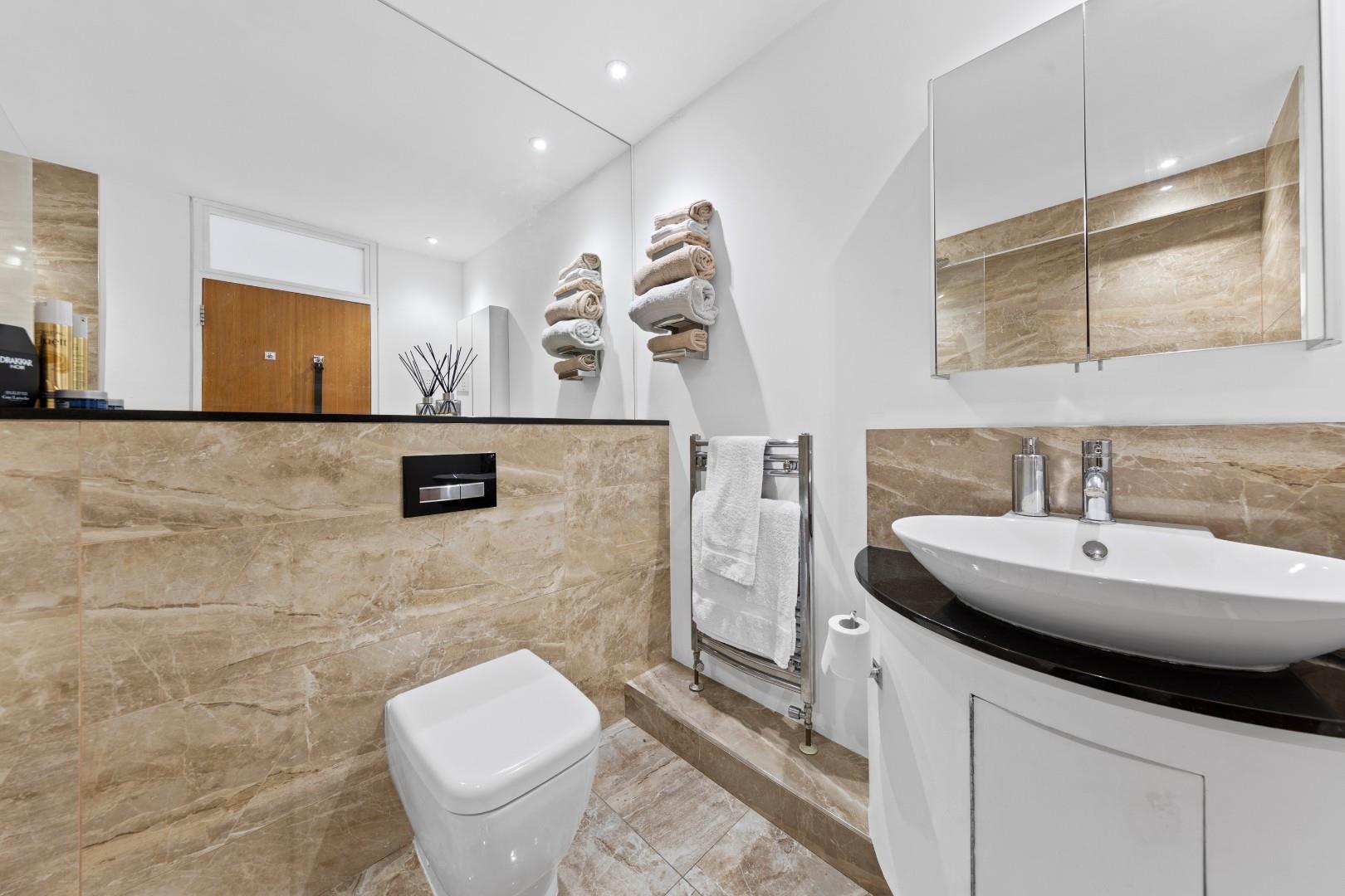 Grove Road, The Mounts