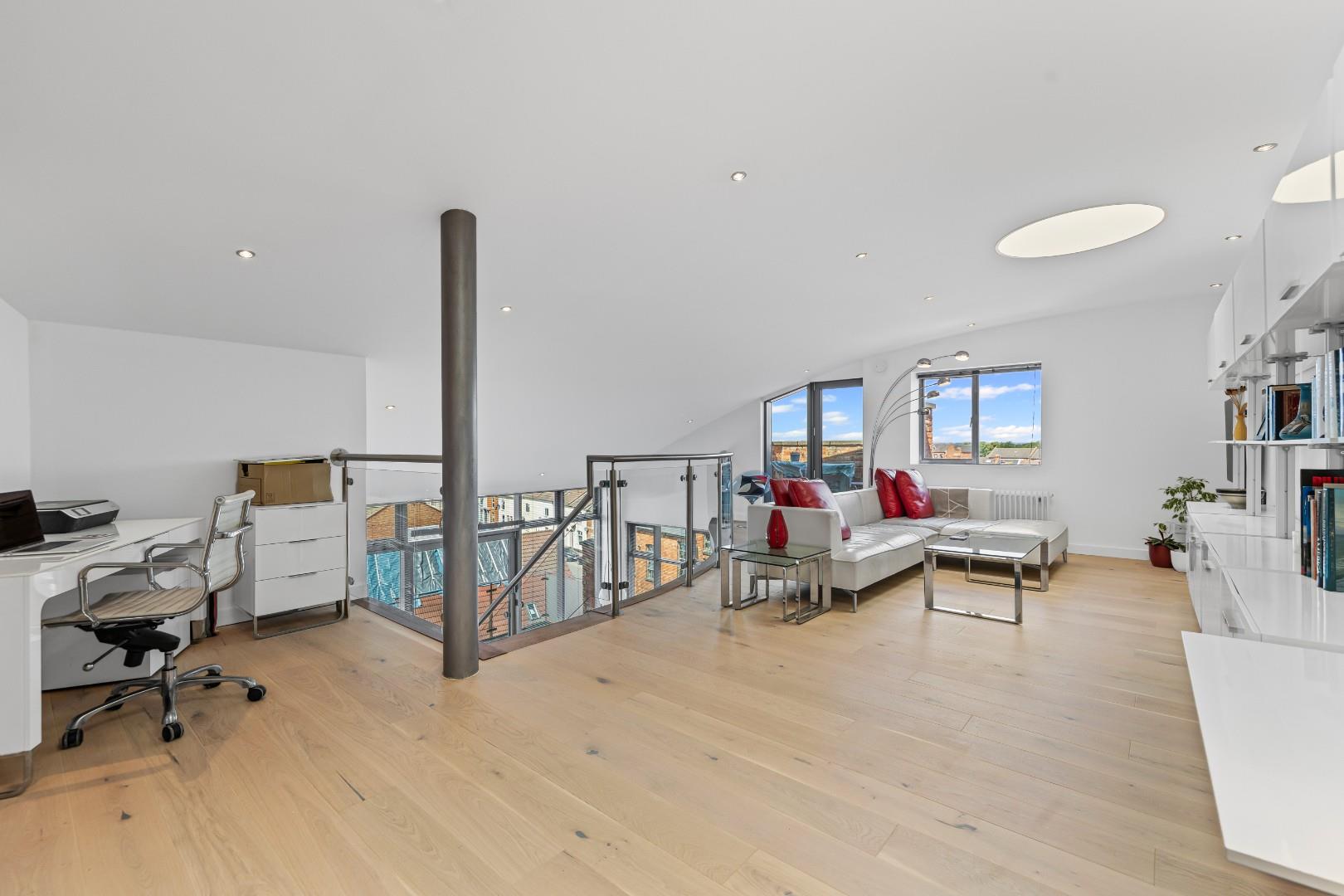 Grove Road, The Mounts