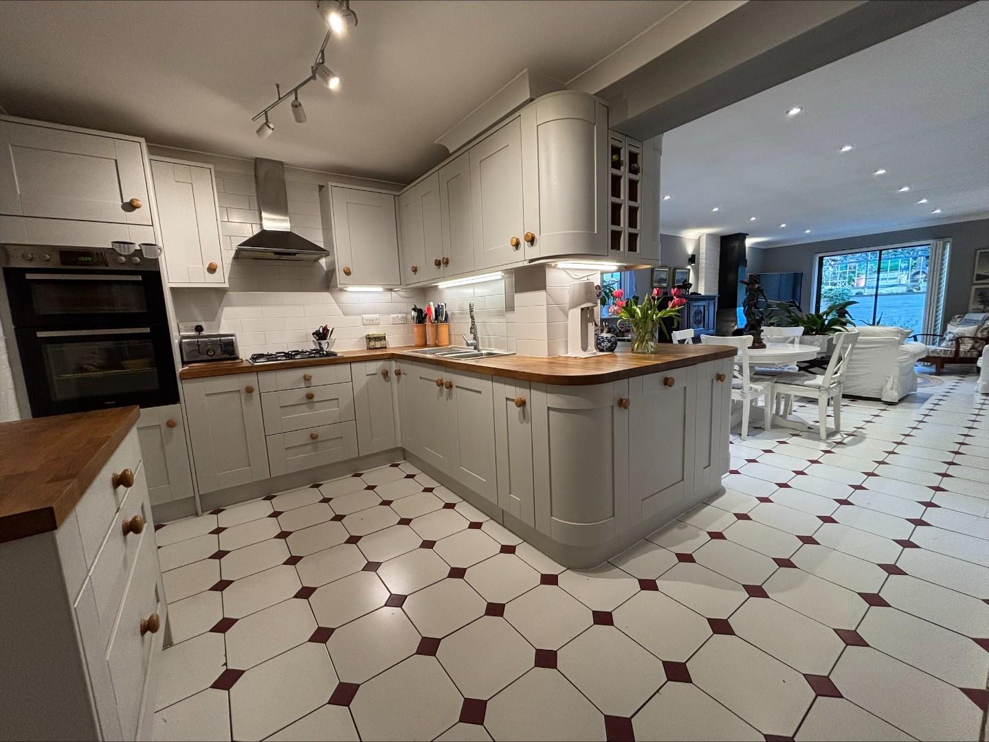 The Avenue, Cliftonville