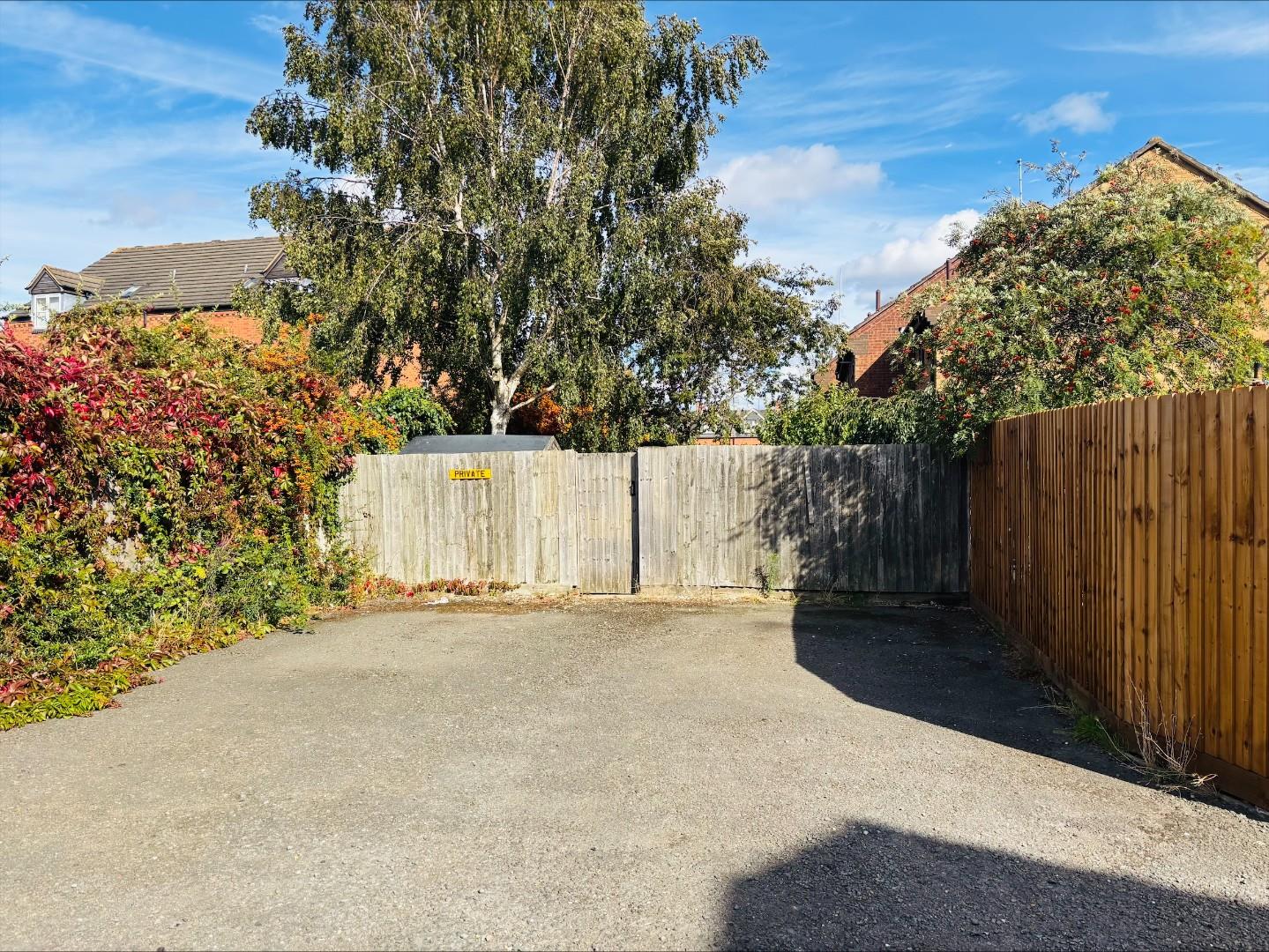 Baronson Gardens, Abington