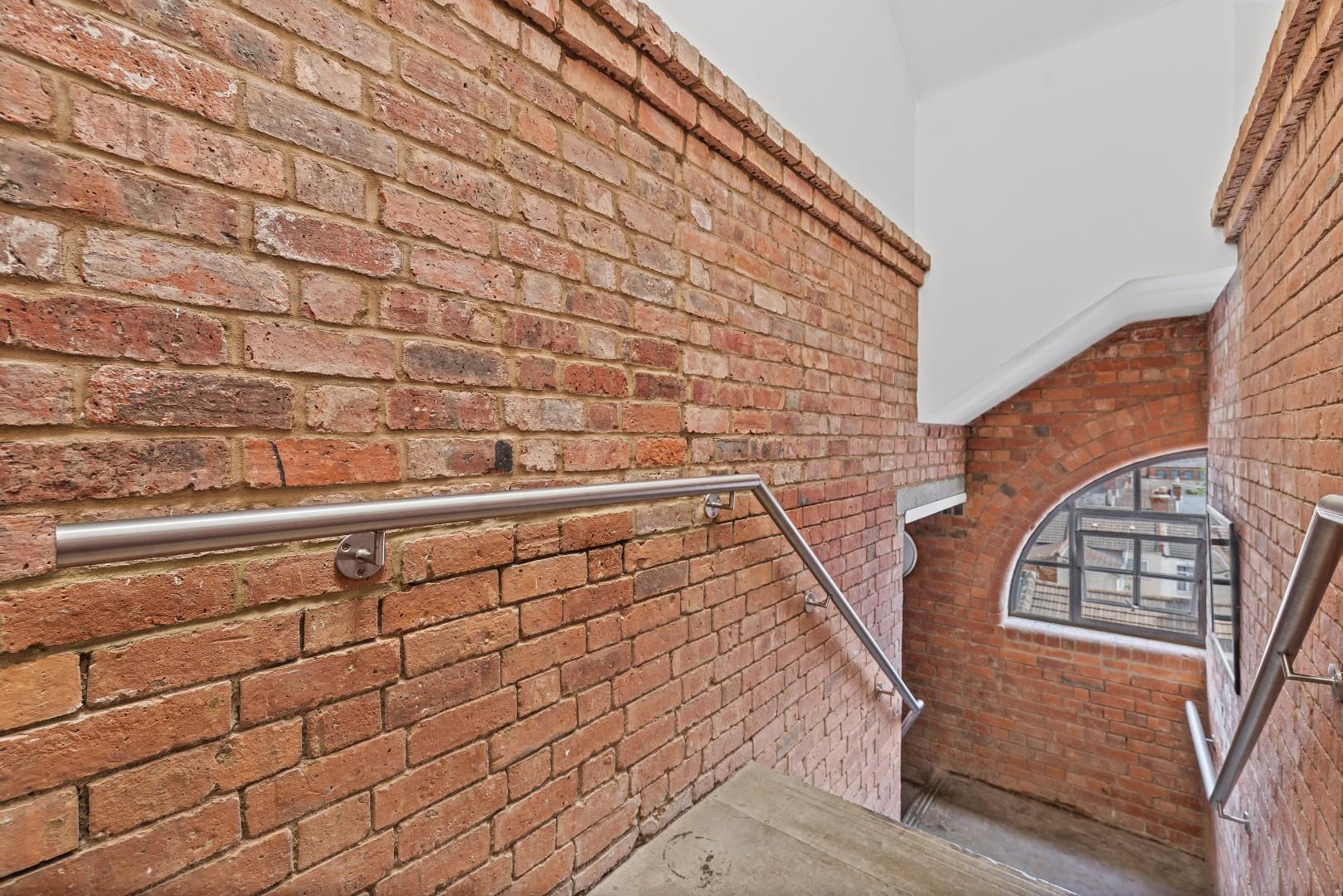 Grove Road, The Mounts