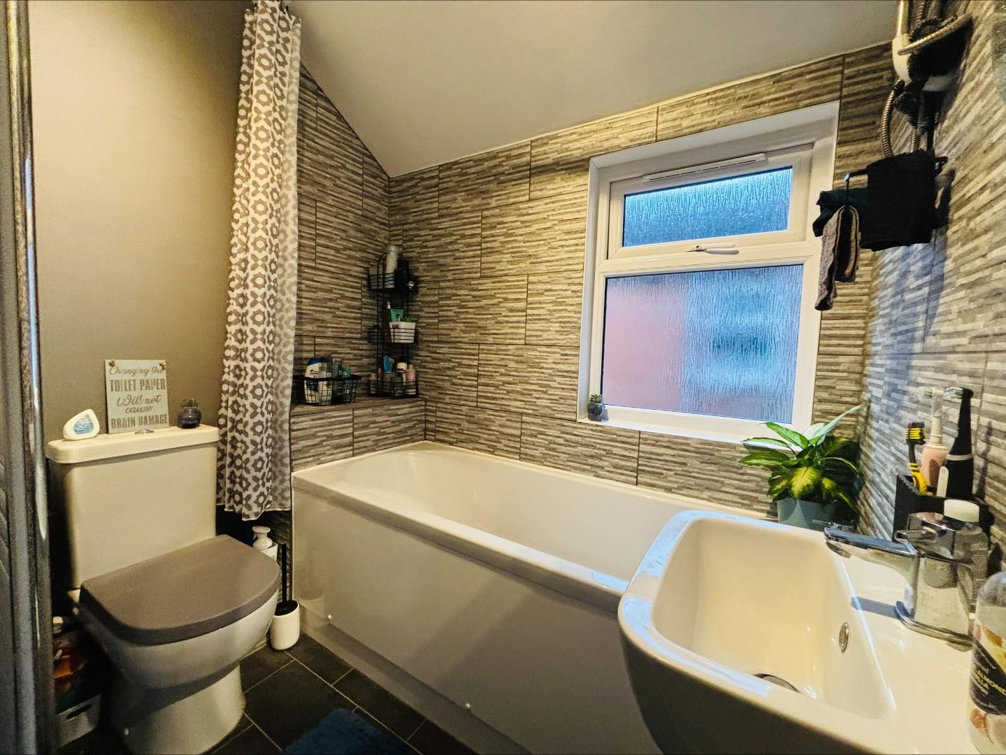 Wycliffe Road, Abington