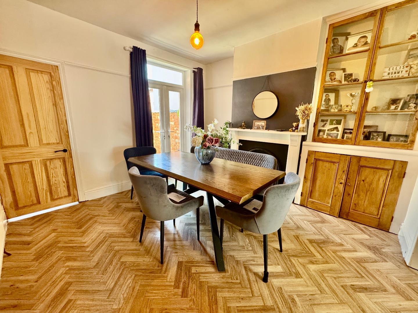 Wycliffe Road, Abington