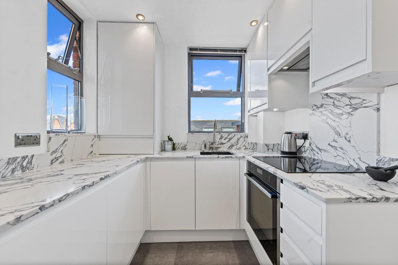 Grove Road, The Mounts