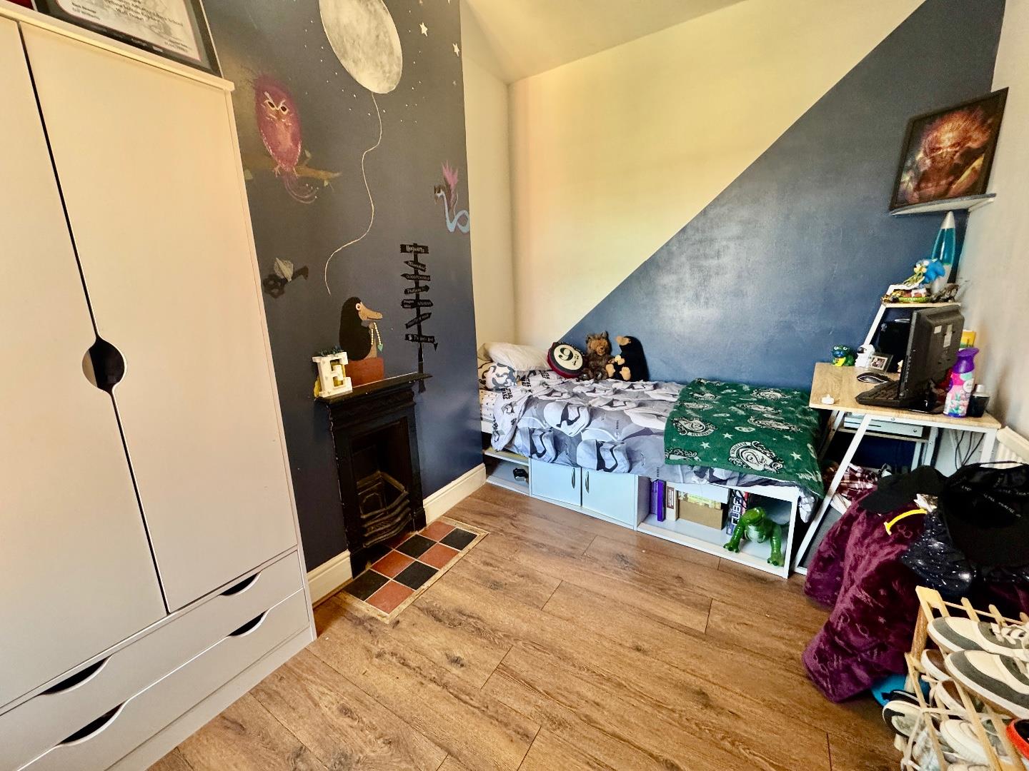 Wycliffe Road, Abington