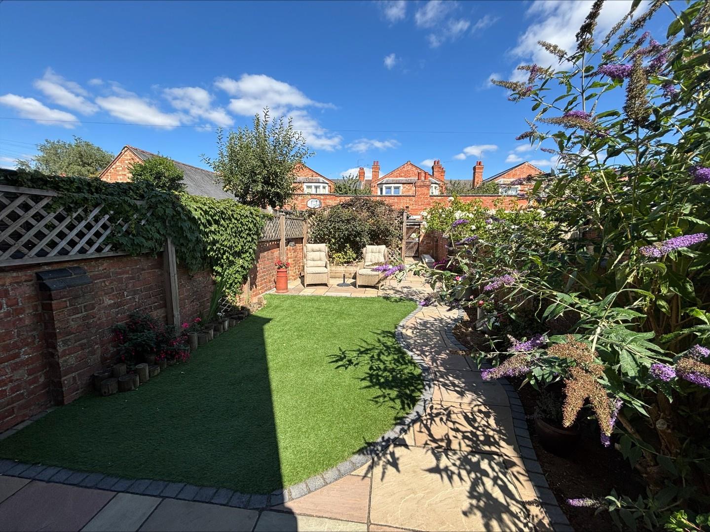 Ashburnham Road, Abington