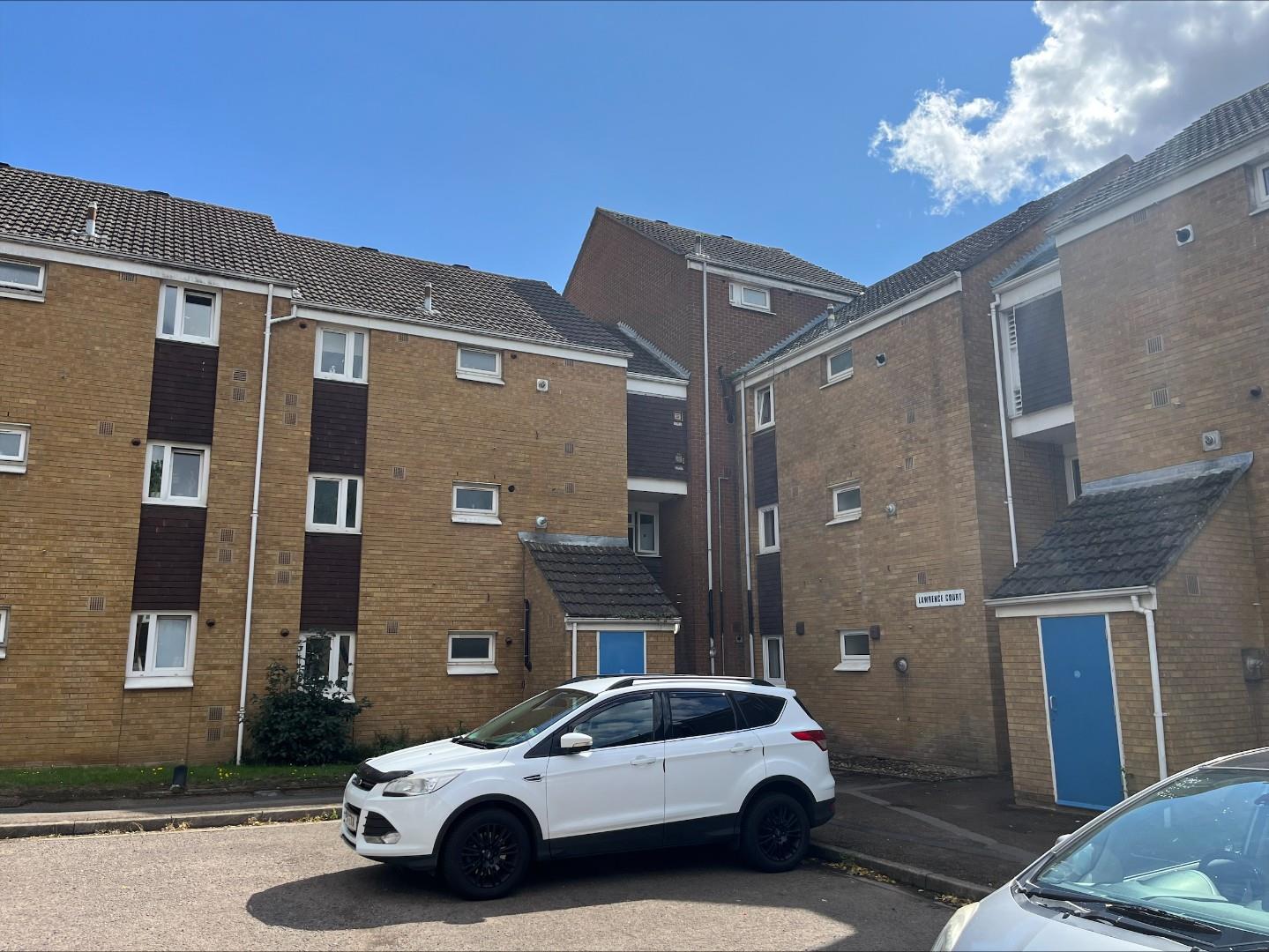 Lawrence Court, The Mounts