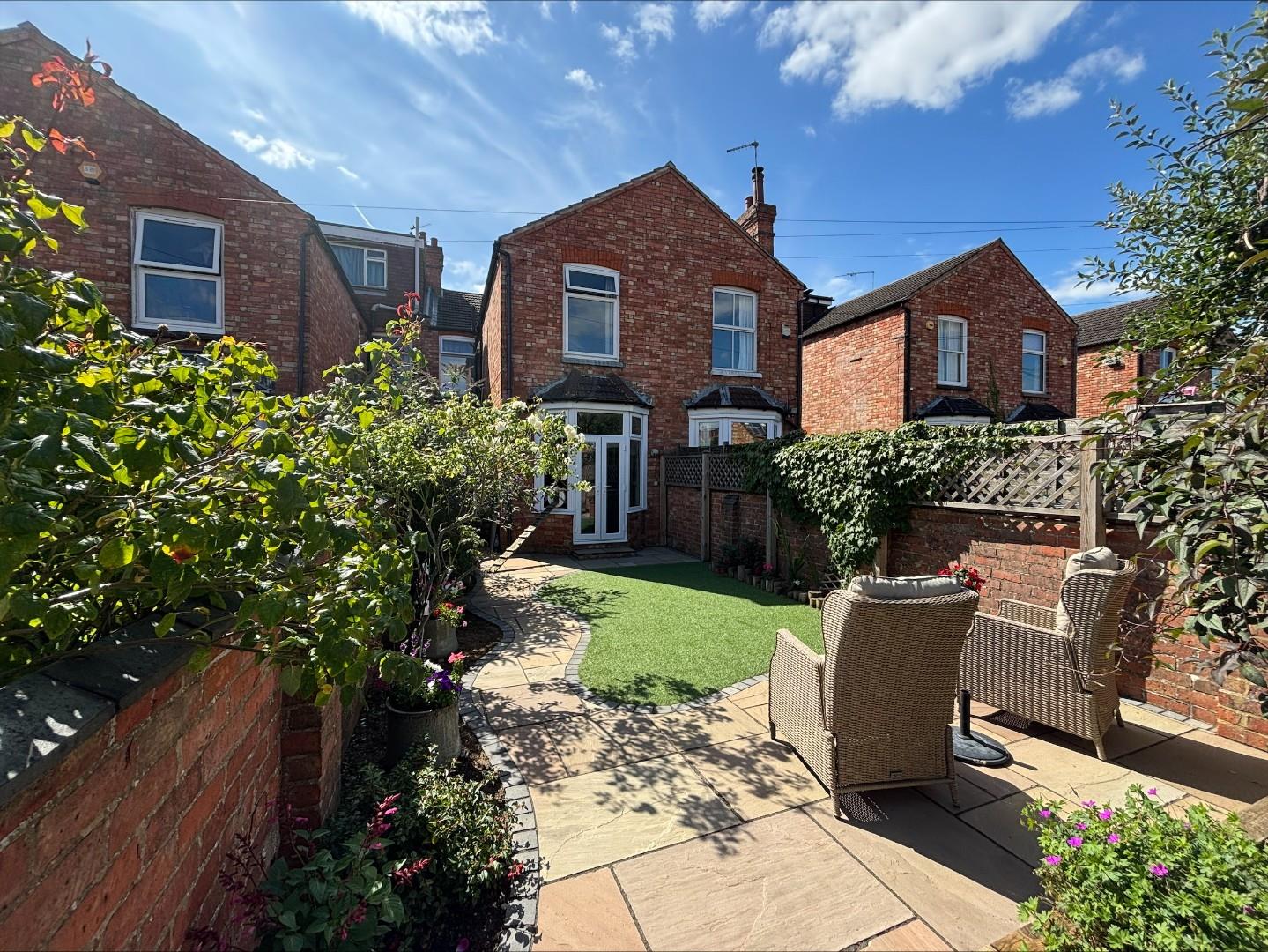 Ashburnham Road, Abington