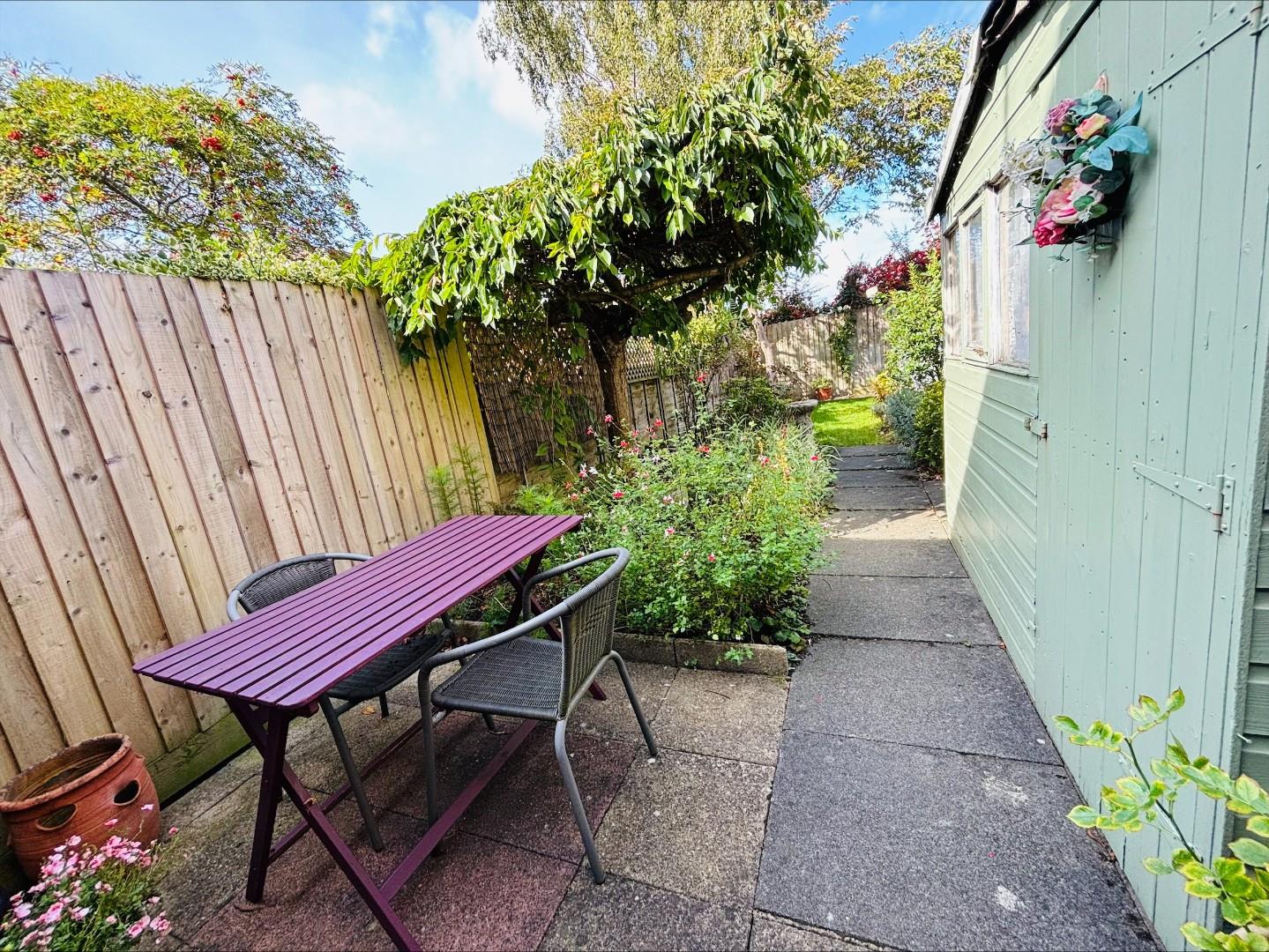 Baronson Gardens, Abington