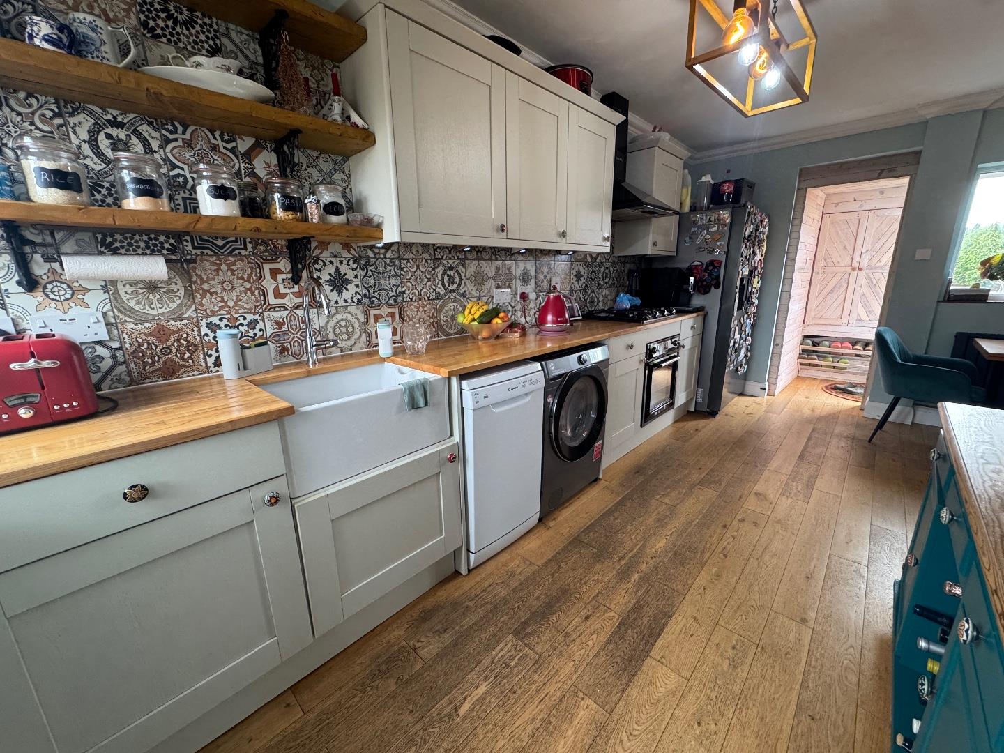 Romany Road, Kingsley