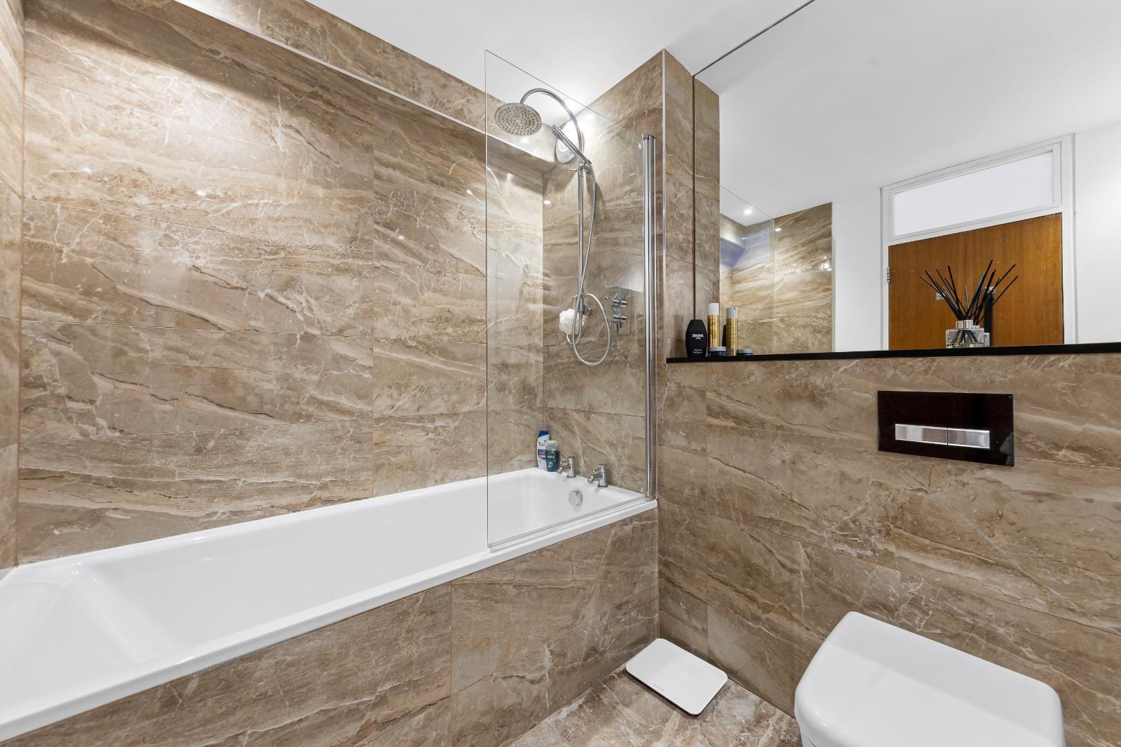 Grove Road, The Mounts