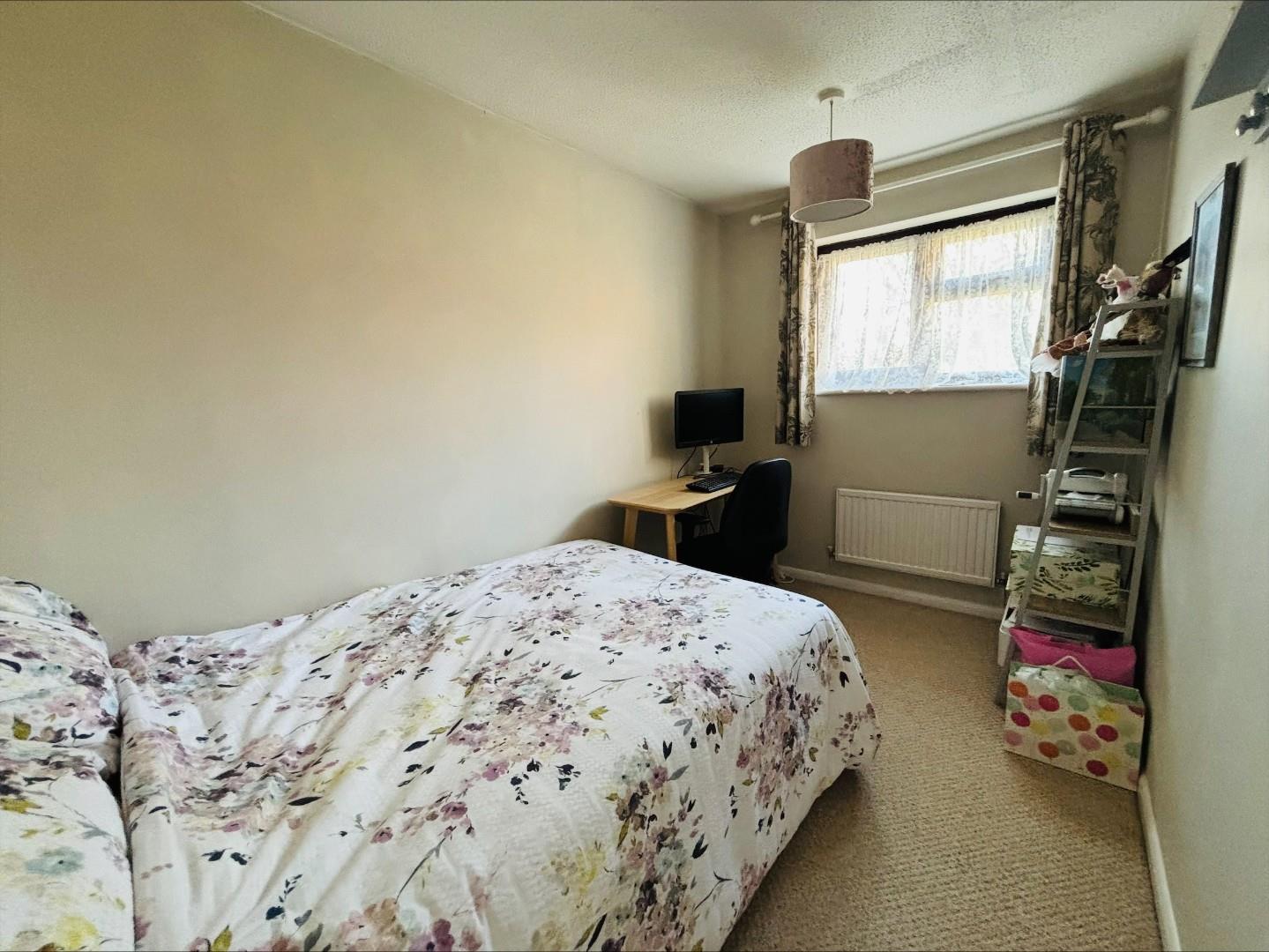 Baronson Gardens, Abington