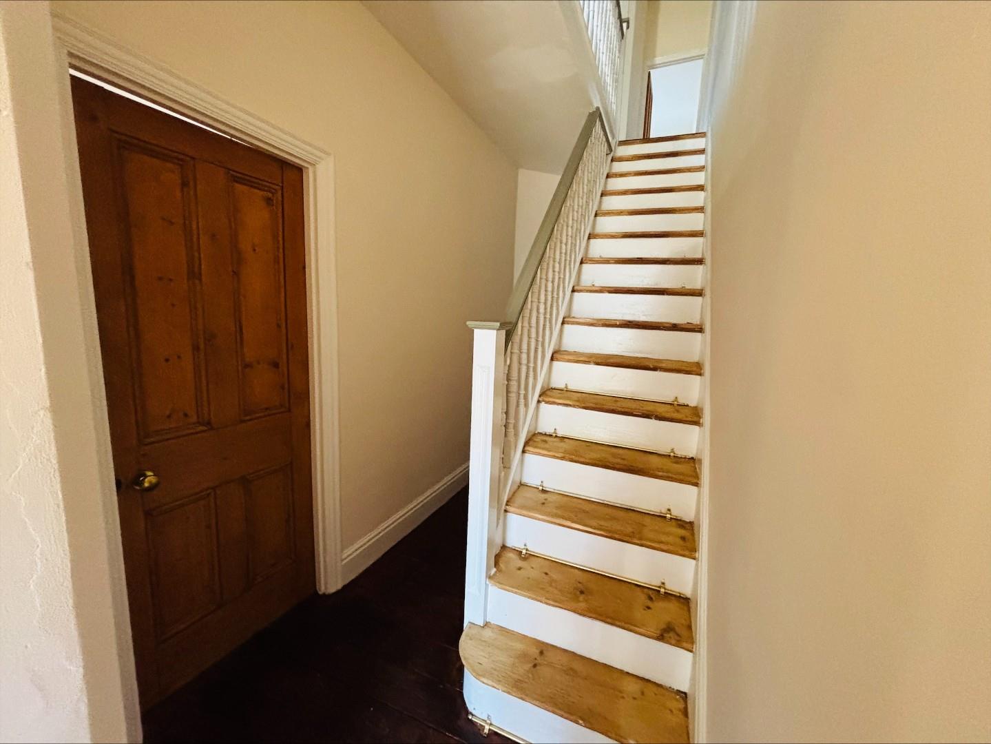 Albany Road, Abington