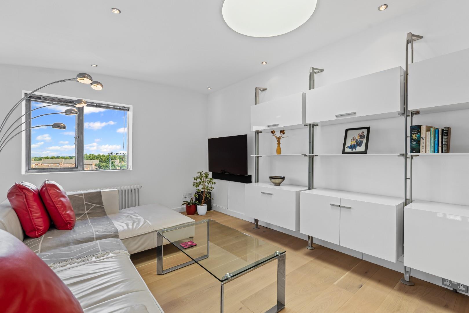 Grove Road, The Mounts