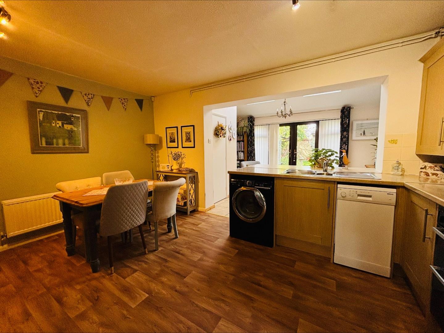 Baronson Gardens, Abington