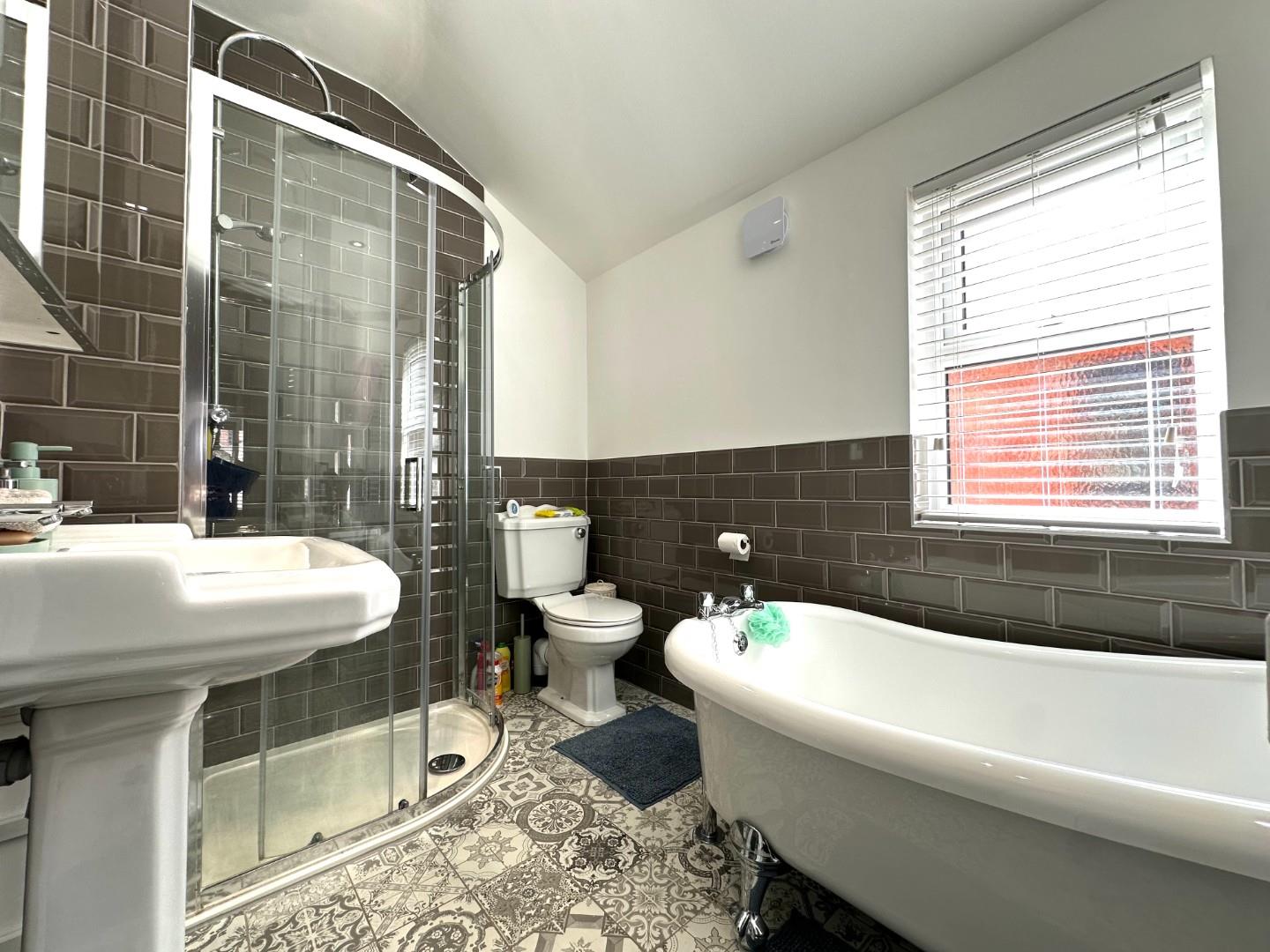 Sandringham Road, Abington