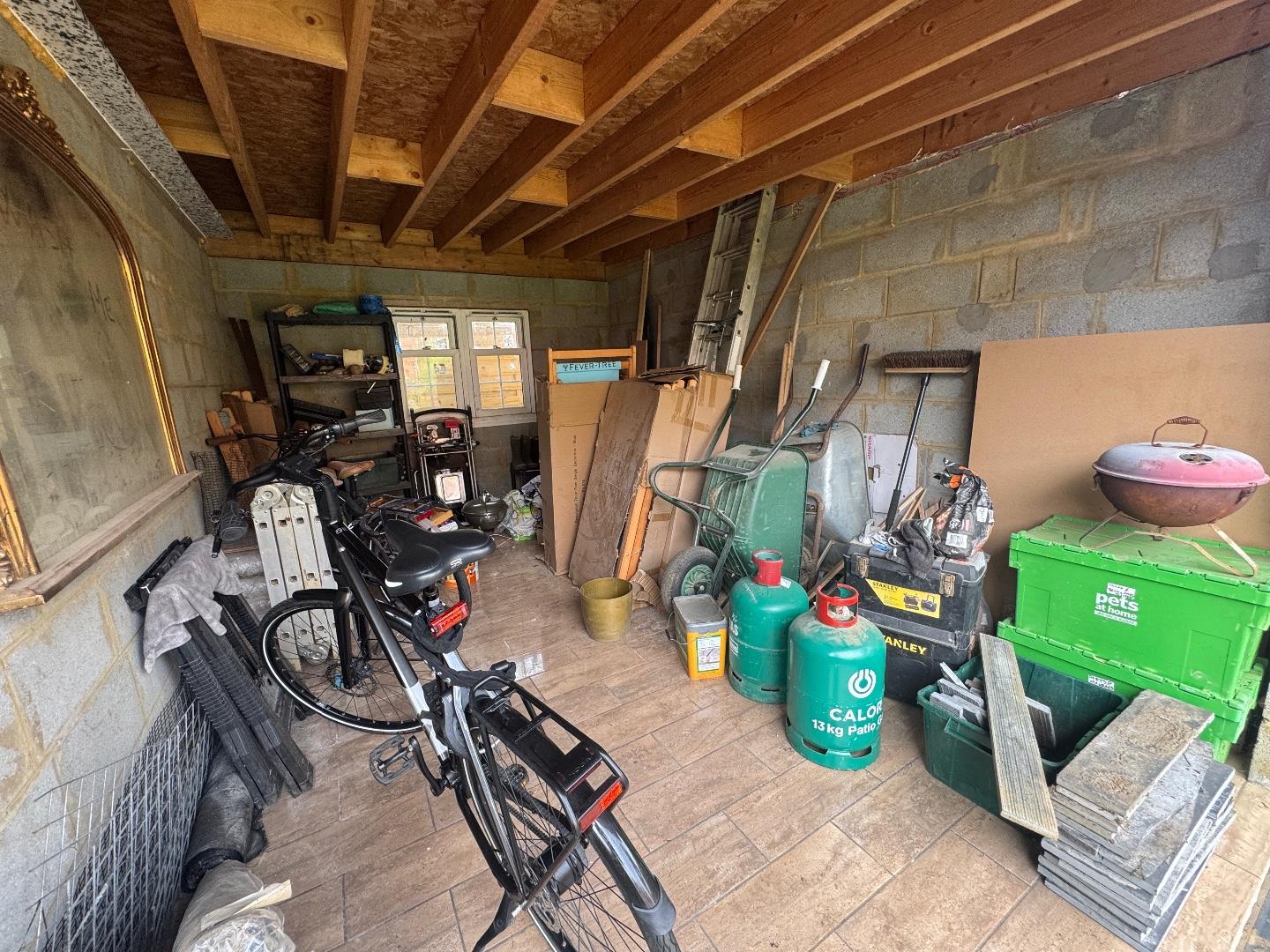 Romany Road, Kingsley