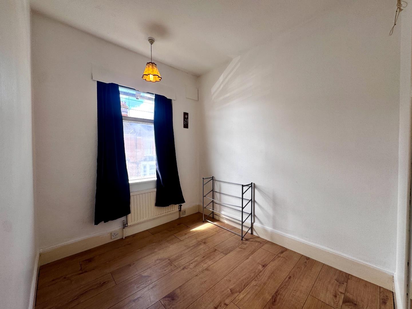 King Edward Road, Abington