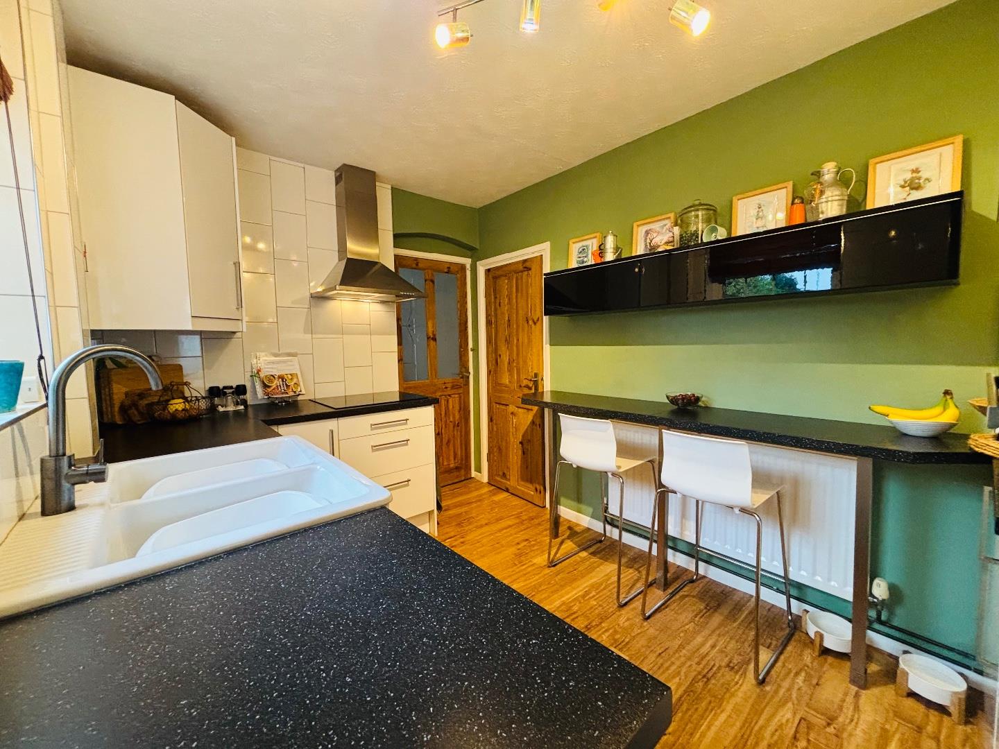 Romany Road, Kingsley