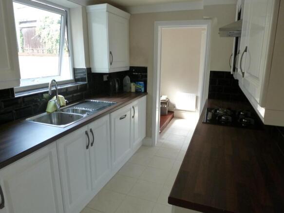 Lorne Road, The Mounts