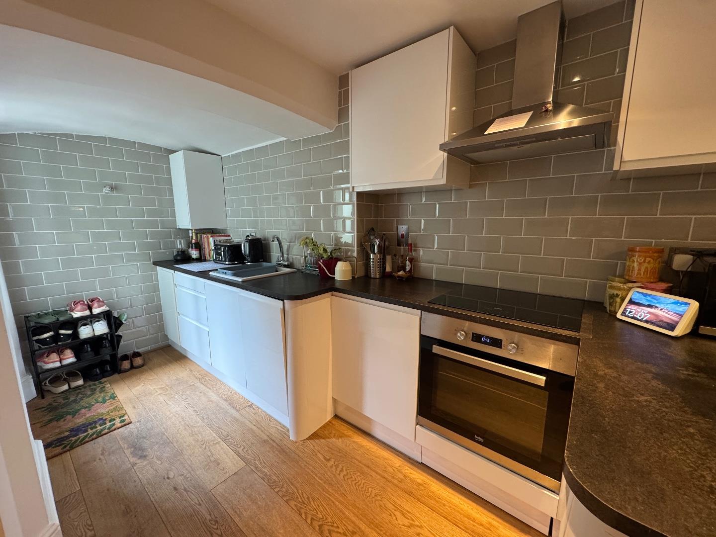 East Park Parade, Abington