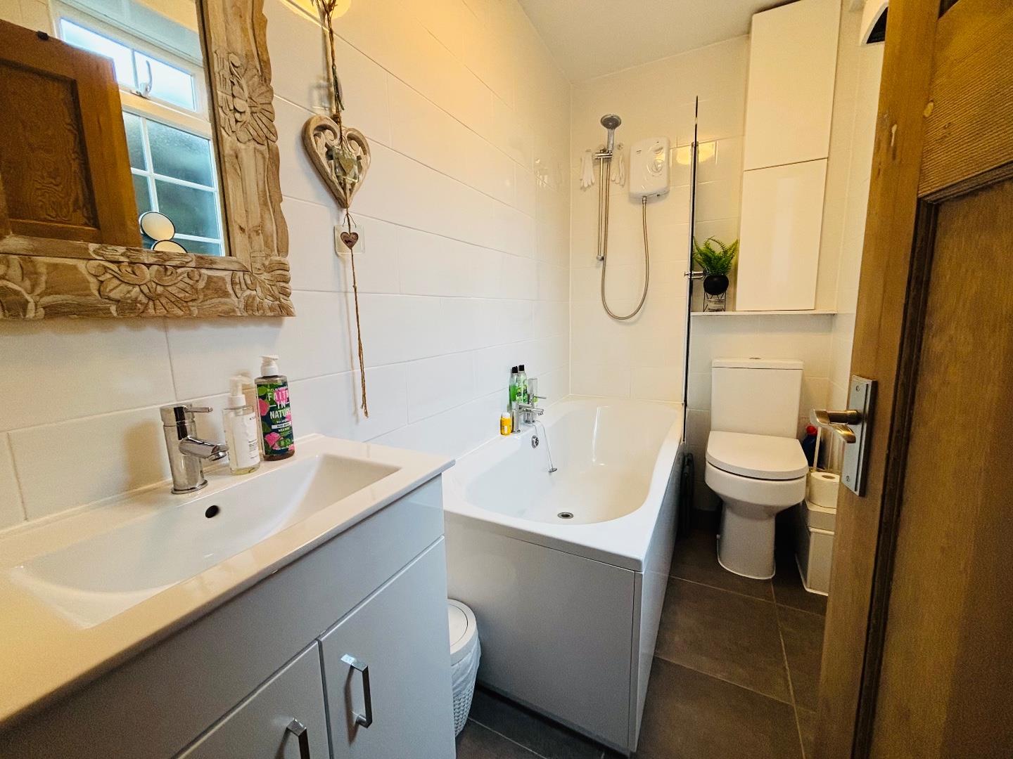 Romany Road, Kingsley