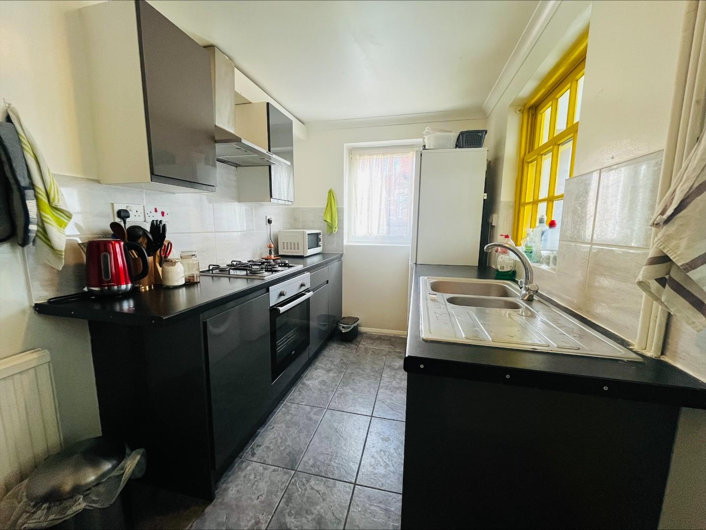 Spencer Road, The Mounts