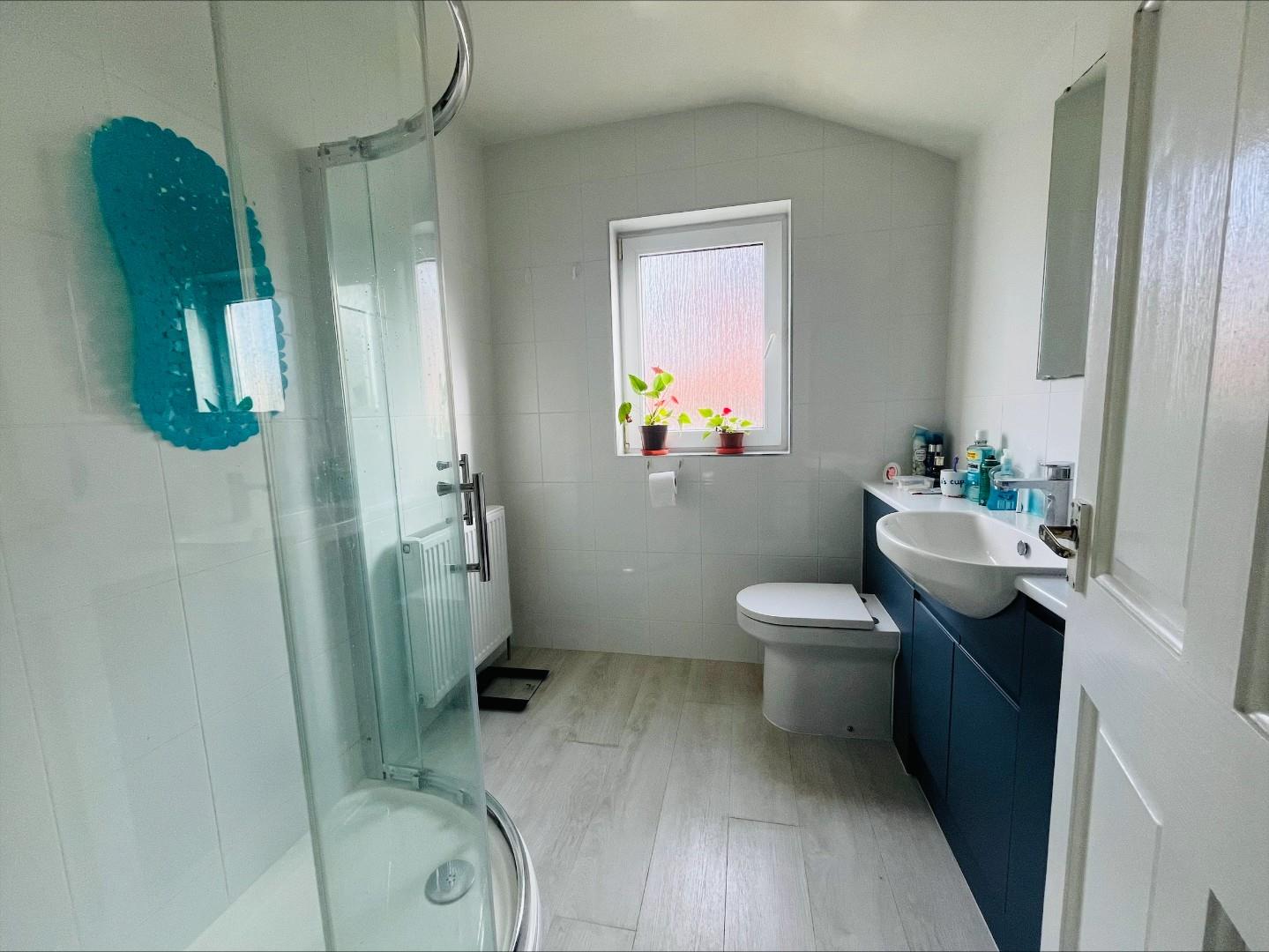 Spencer Road, The Mounts