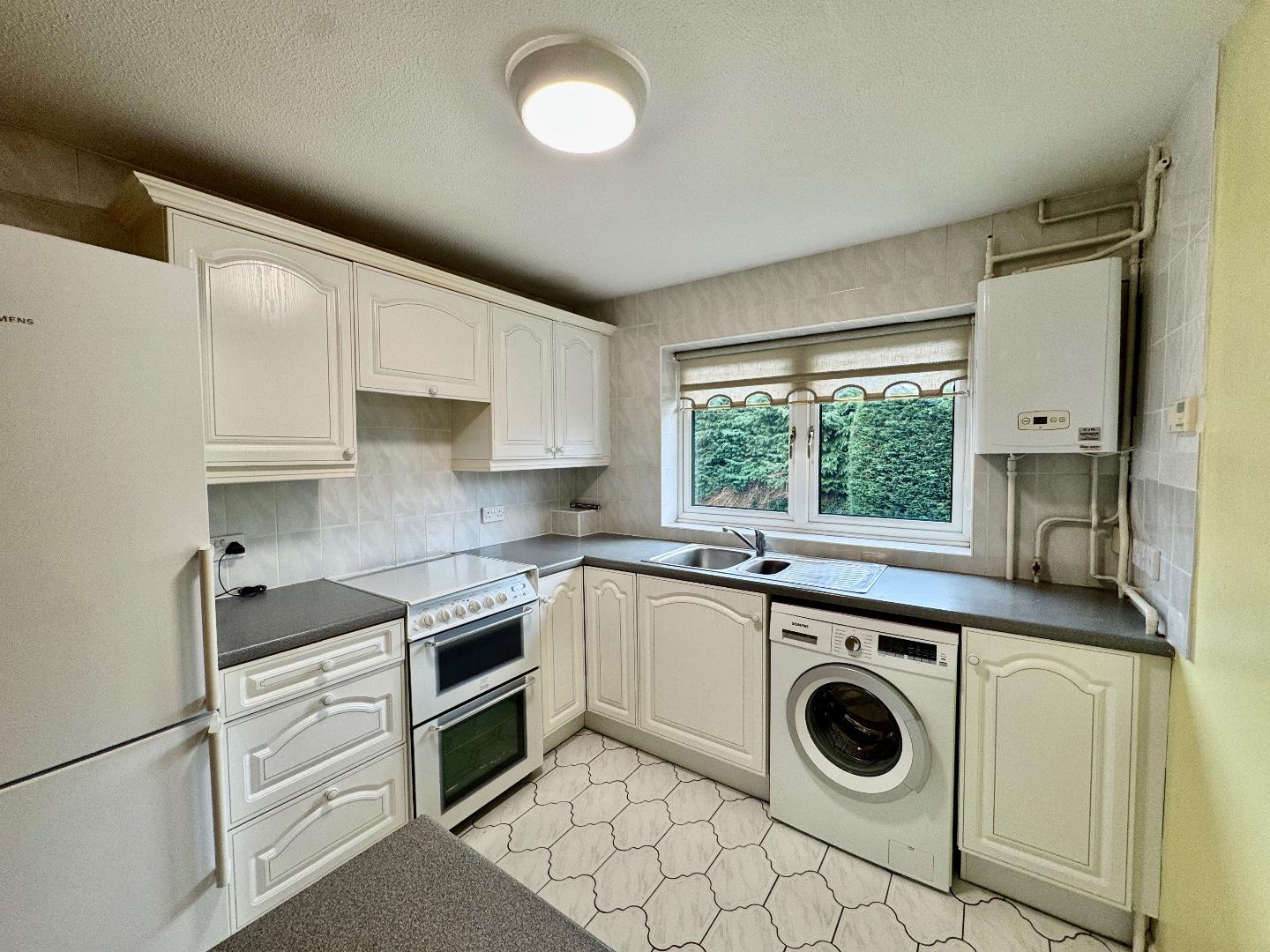 Homestead Way, Kingsley