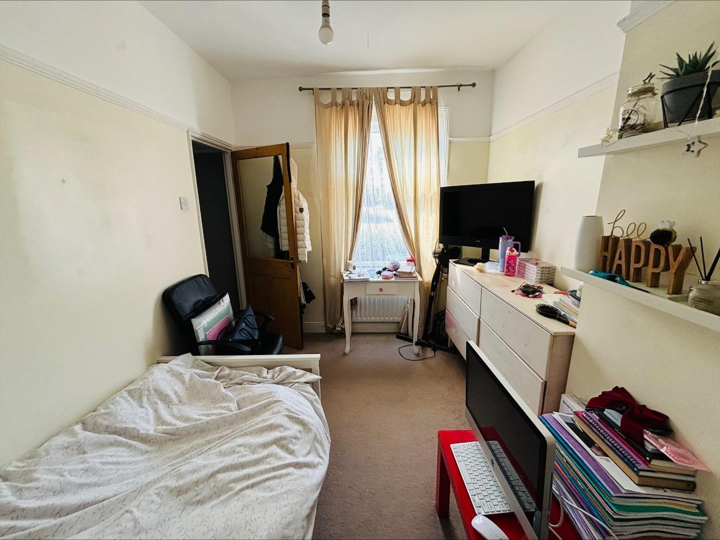 South Terrace, Abington