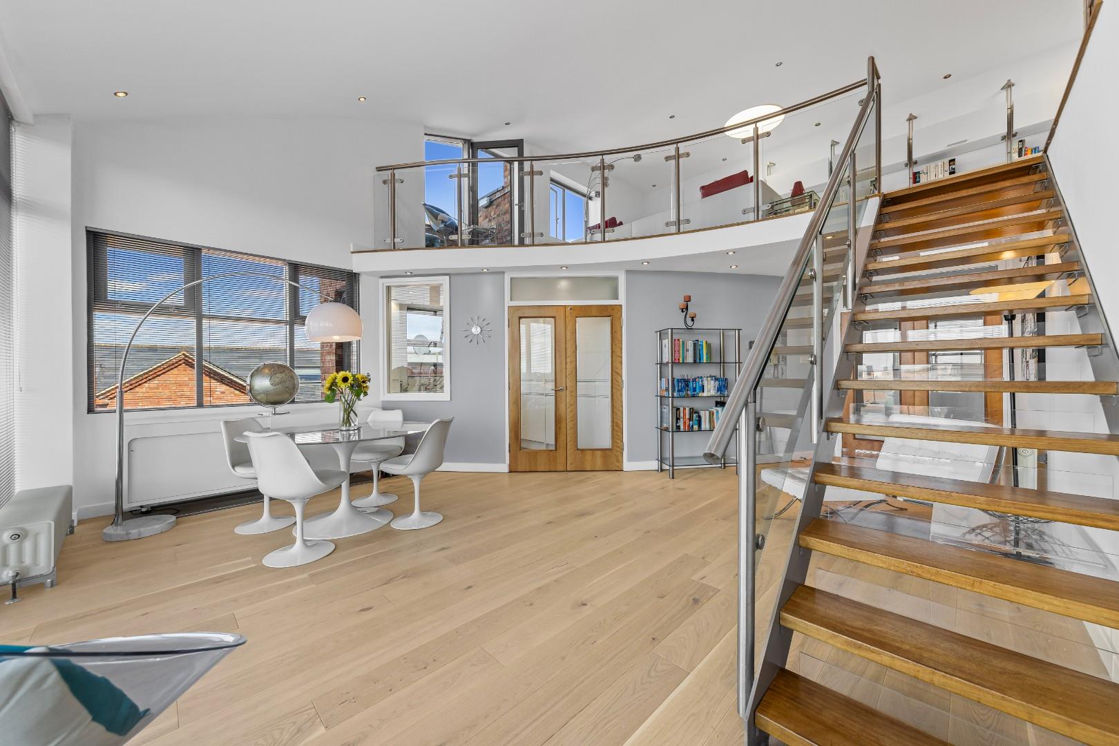 Grove Road, The Mounts