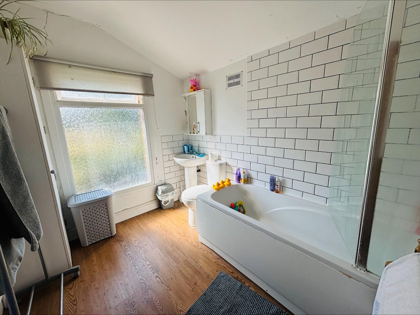 South Terrace, Abington