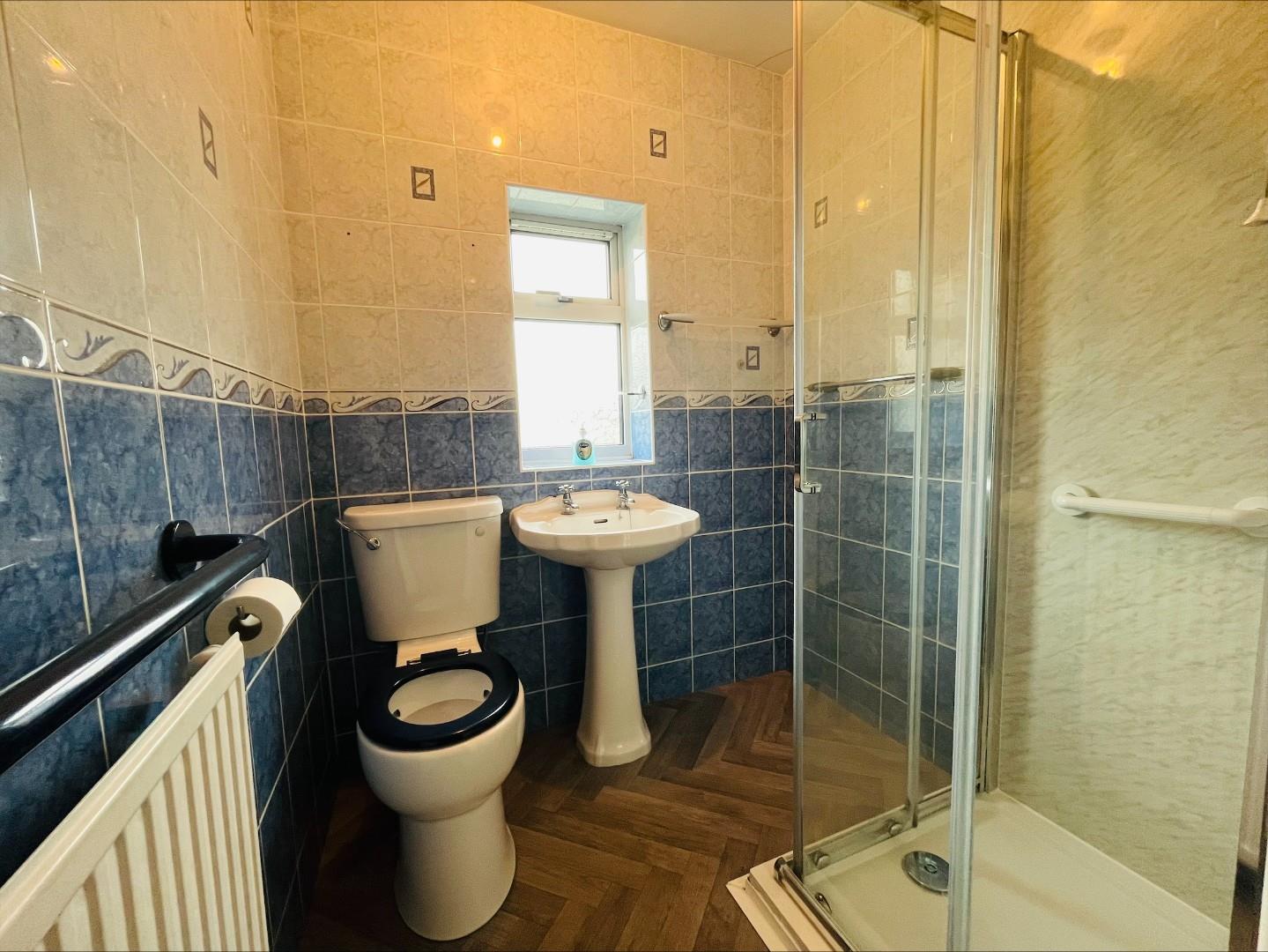 Kenmuir Avenue, Kingsley