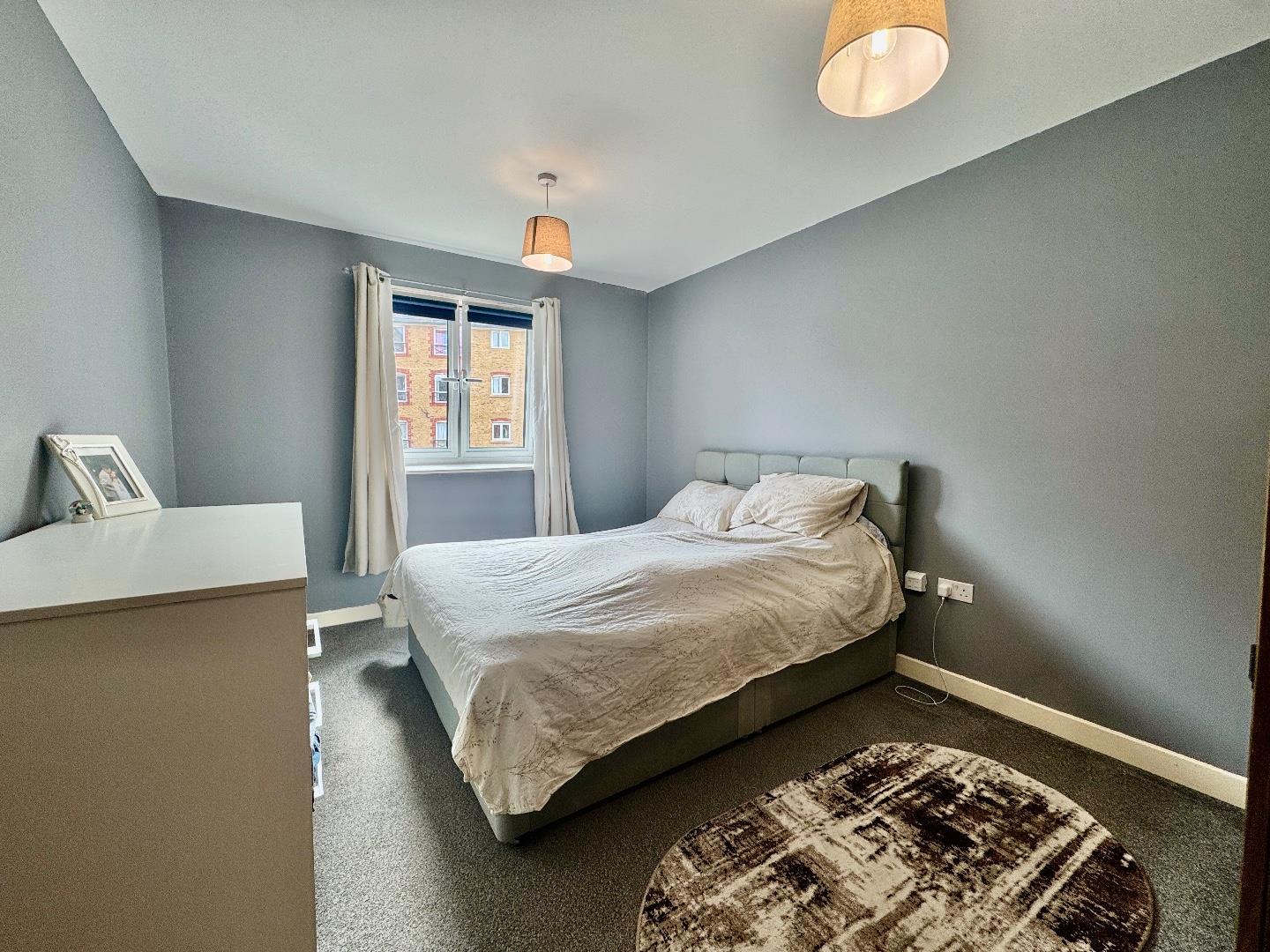 St Andrews Street, Town Centre