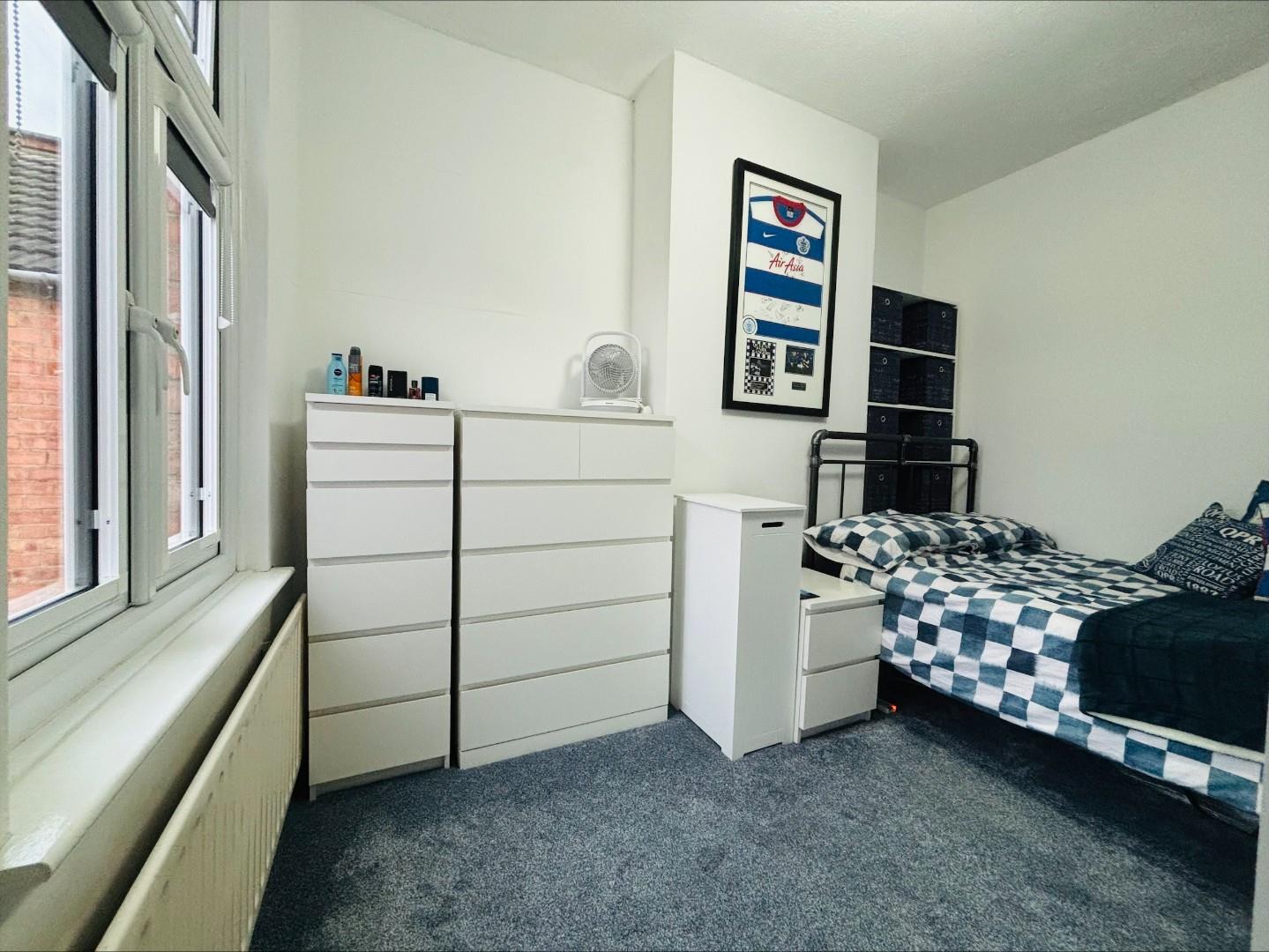 Wycliffe Road, Abington