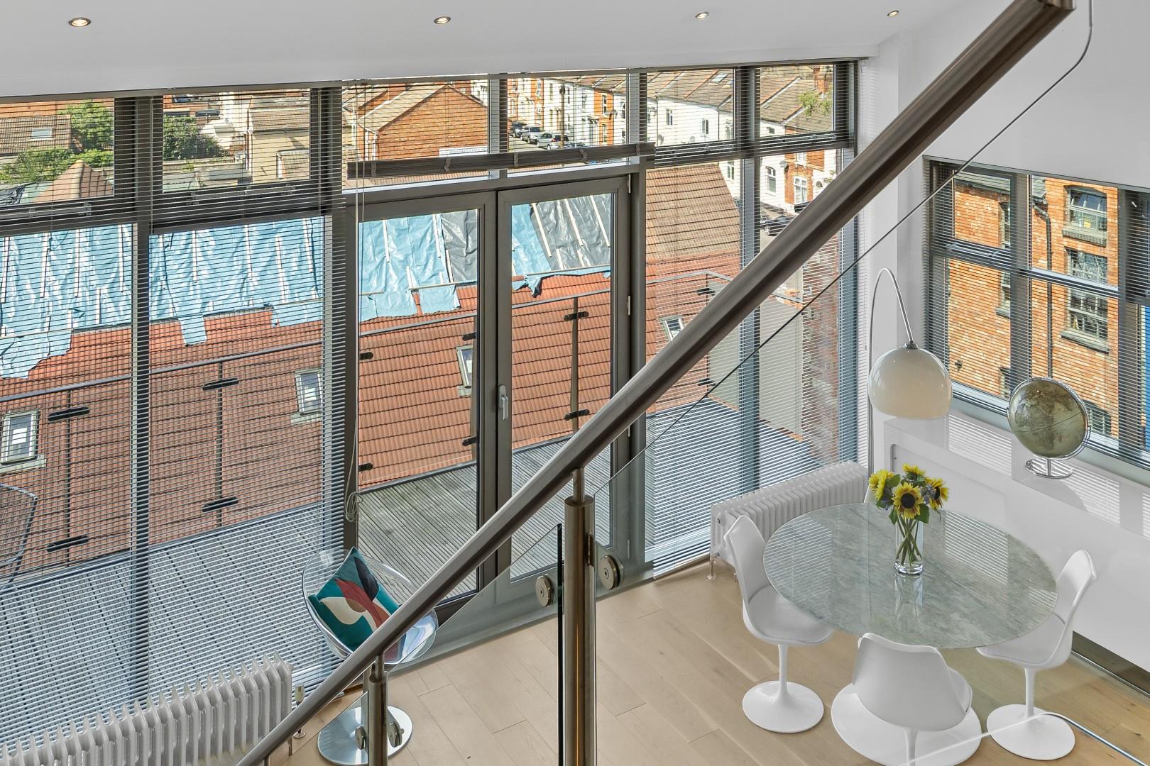 Grove Road, The Mounts